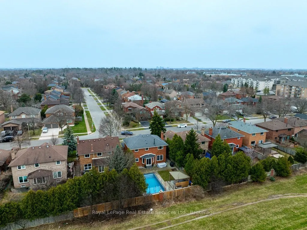 1531 Stoneybrook Trail