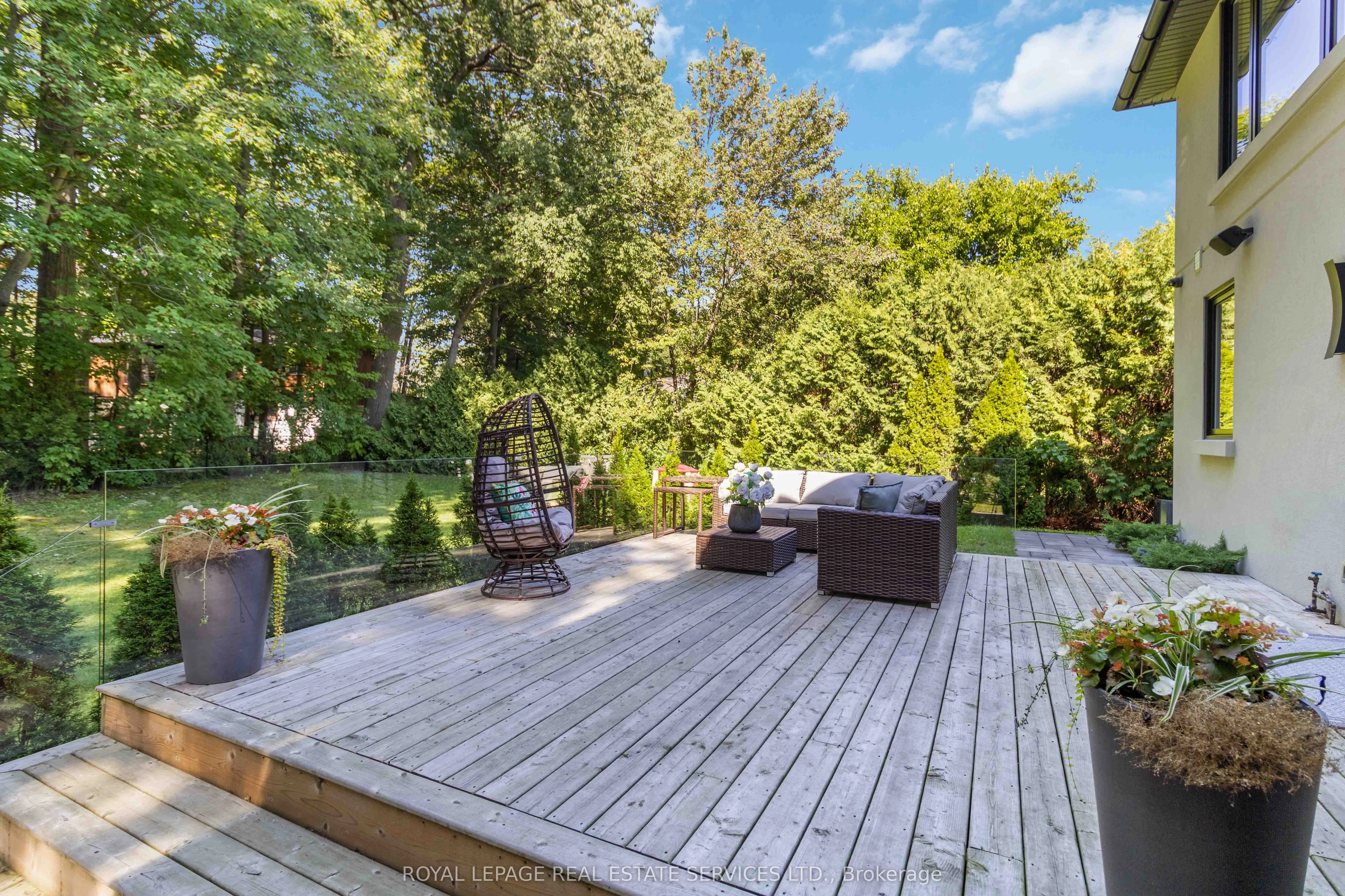 1489 Rogerswood Court