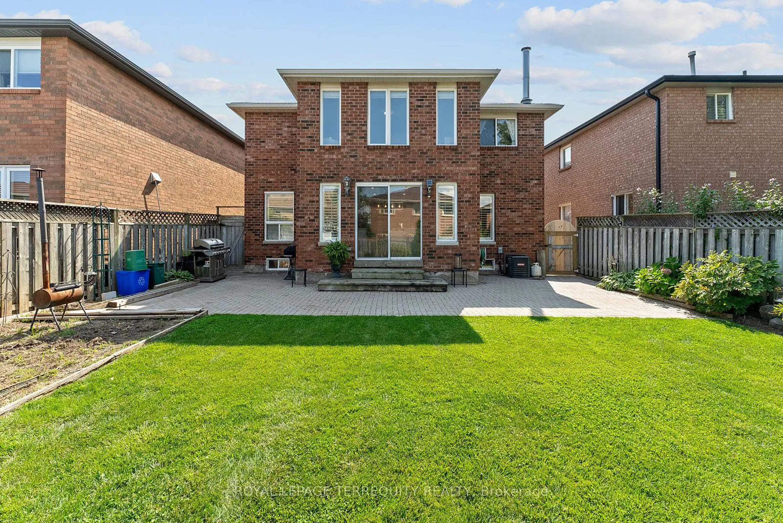 3247 Dovetail Mews