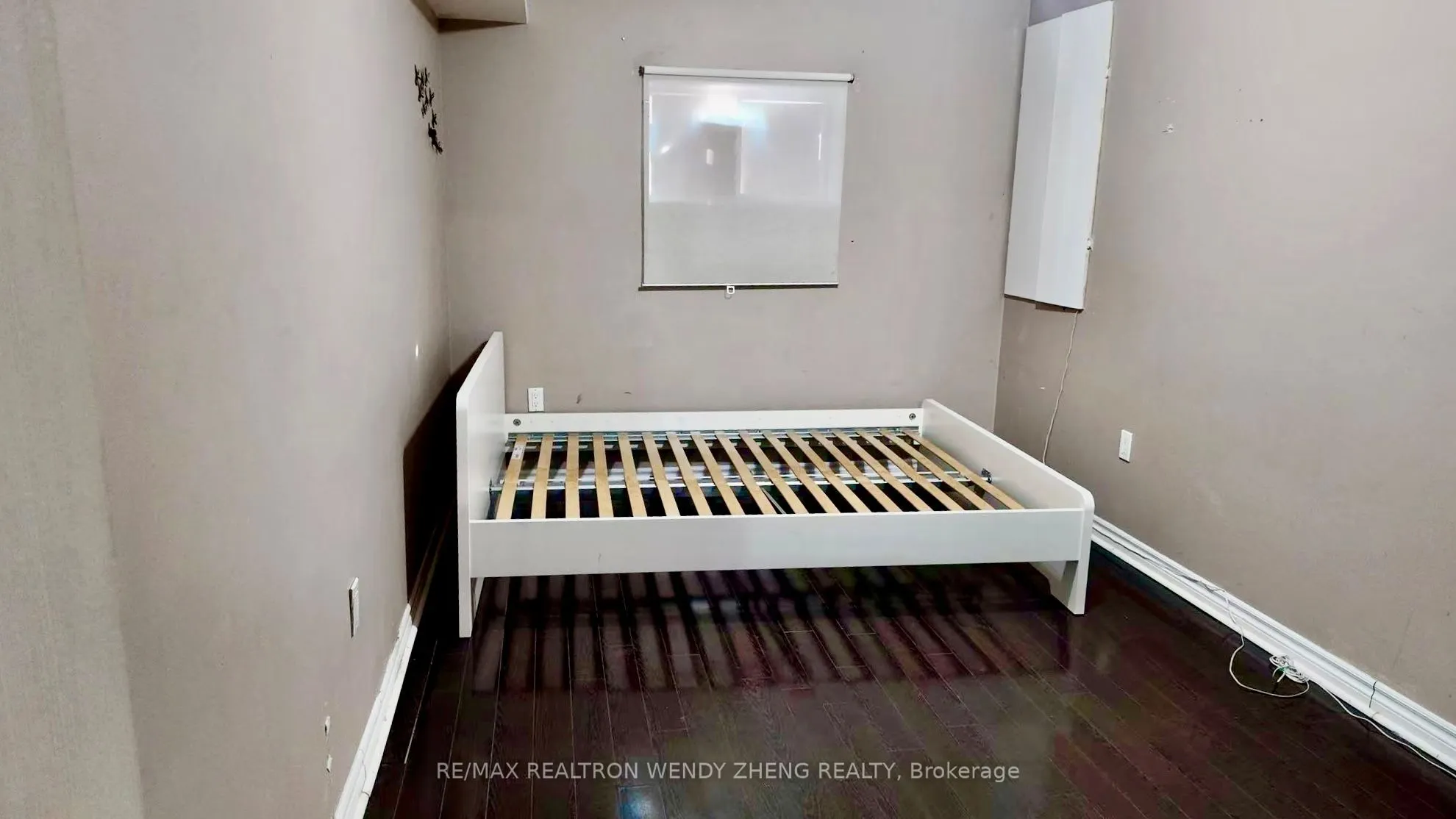 5292 Longhouse Crescent, #Basement