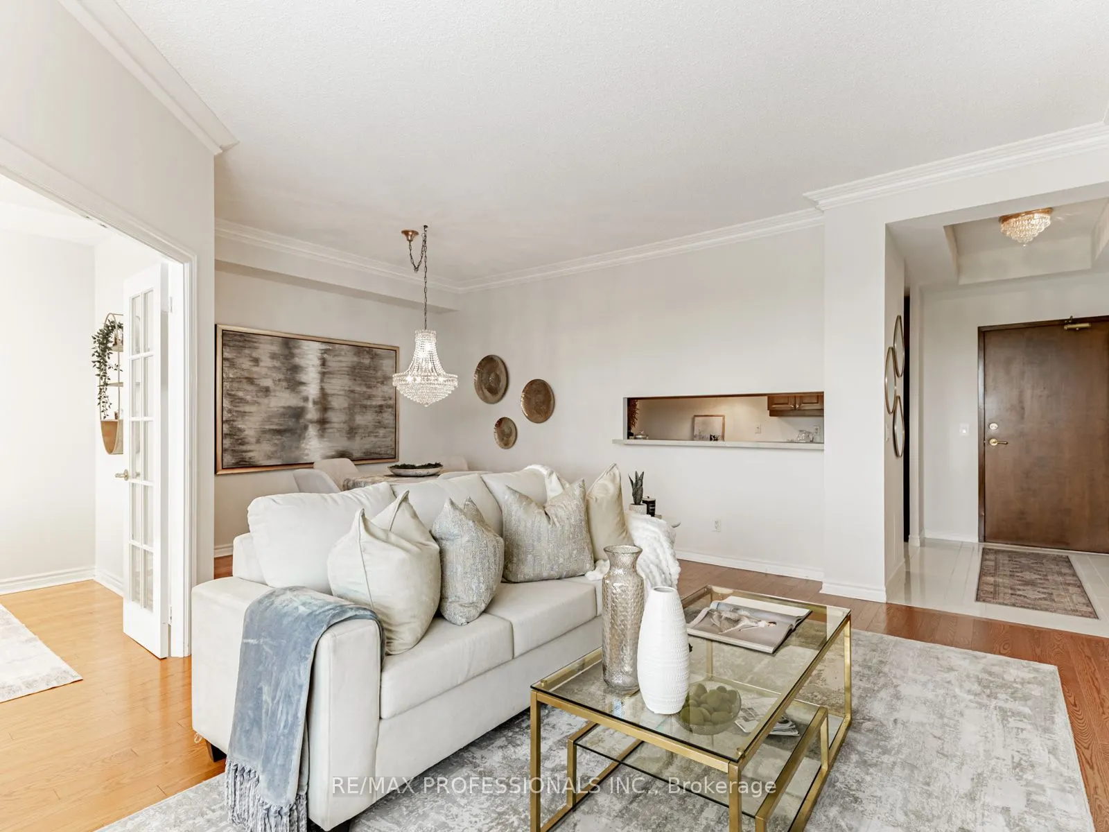 2662 Bloor Street W, #802