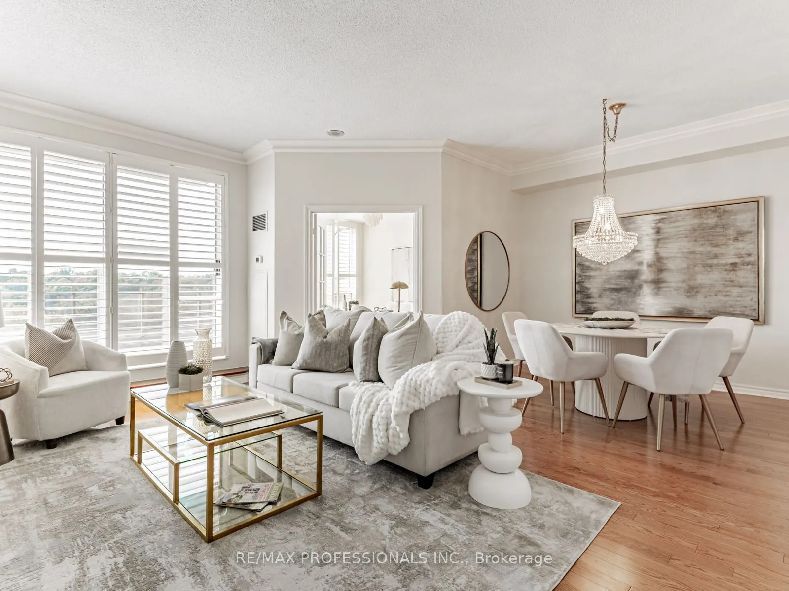 2662 Bloor Street W, #802