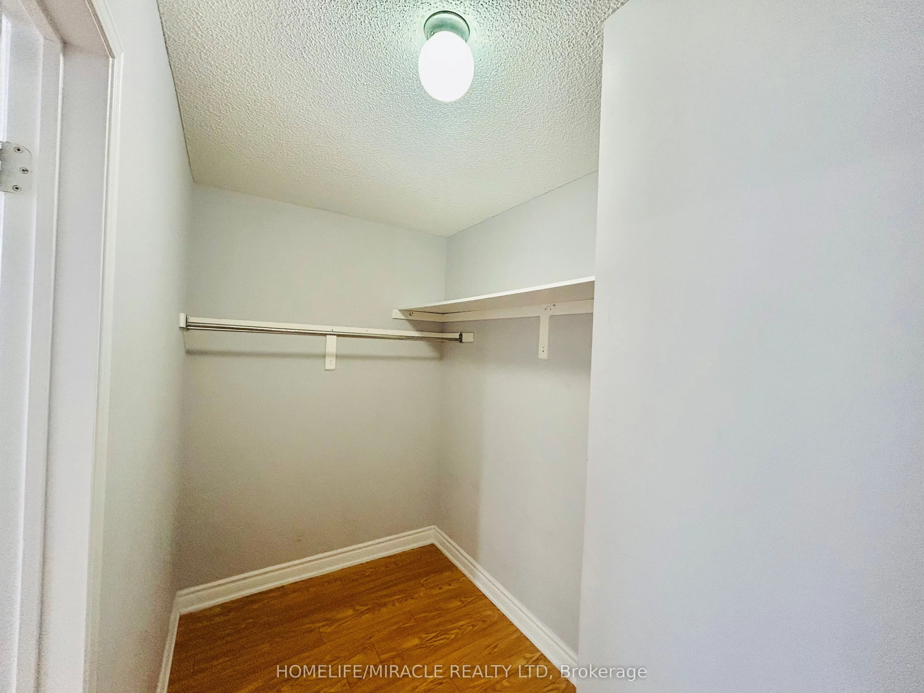 27 Silver Egret Road
