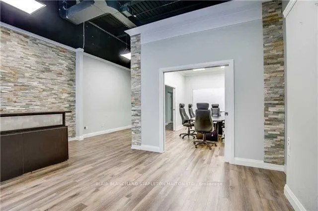 2380 Wyecroft Road, #4
