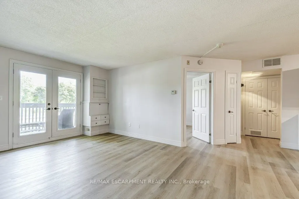 2020 Cleaver Avenue, #107
