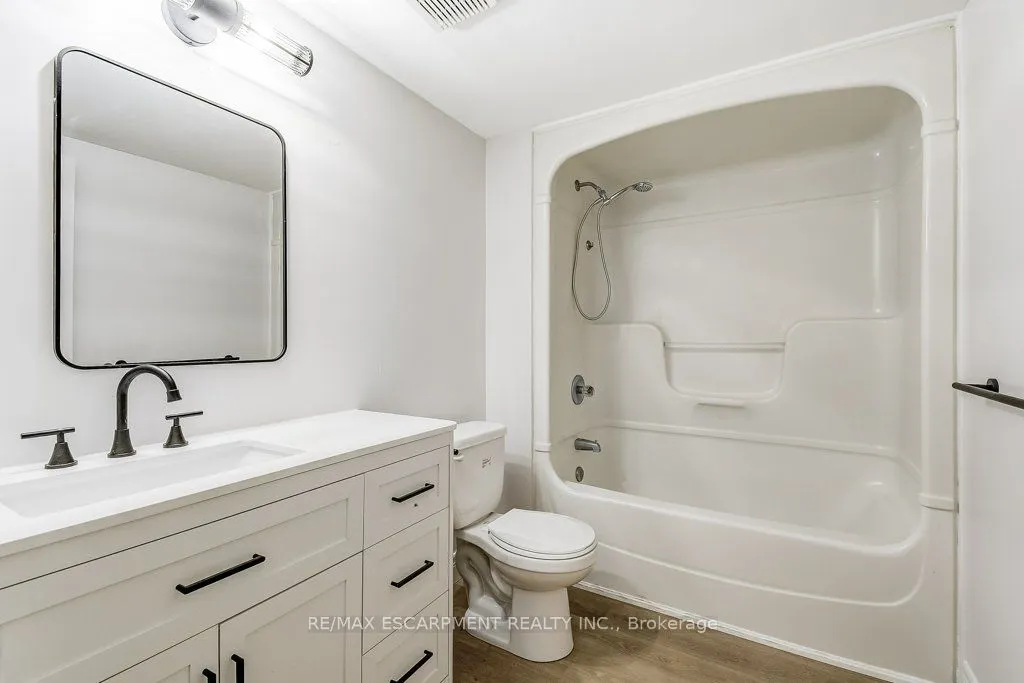 2020 Cleaver Avenue, #107