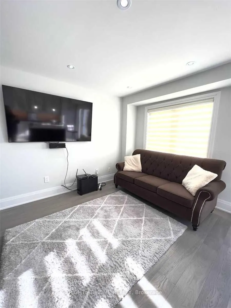 5936 Candlebrook Court