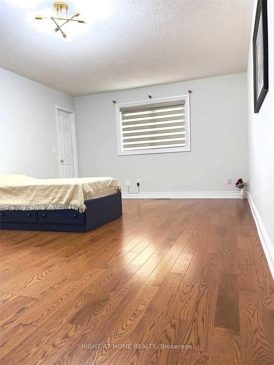 5936 Candlebrook Court