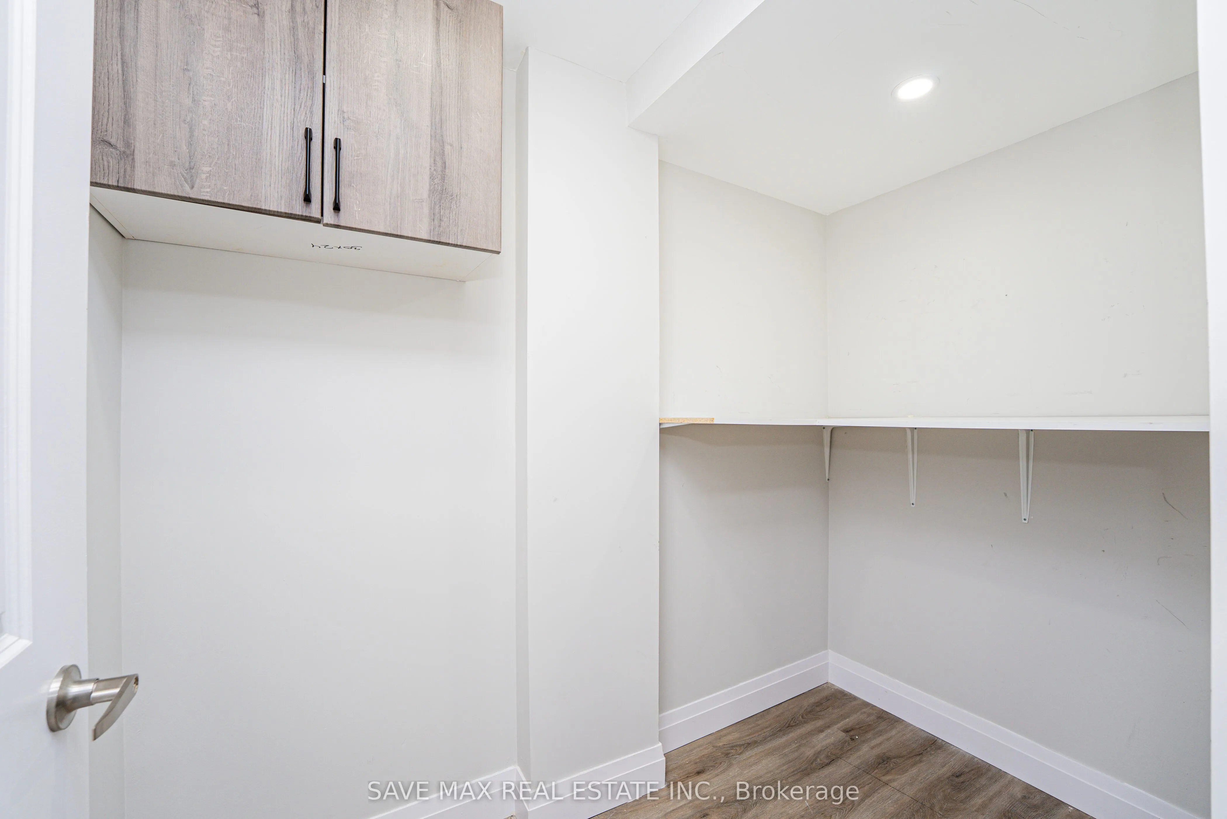 1554 Clitherow Street, #Bsmt