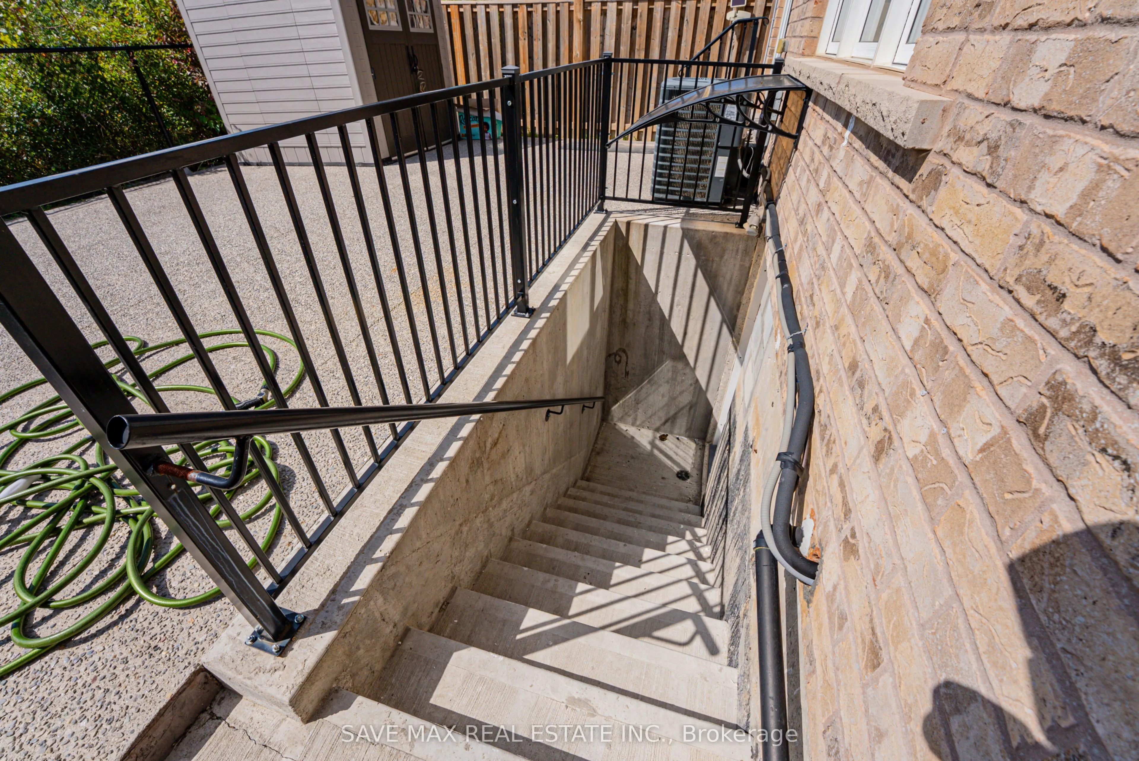 1554 Clitherow Street, #Bsmt