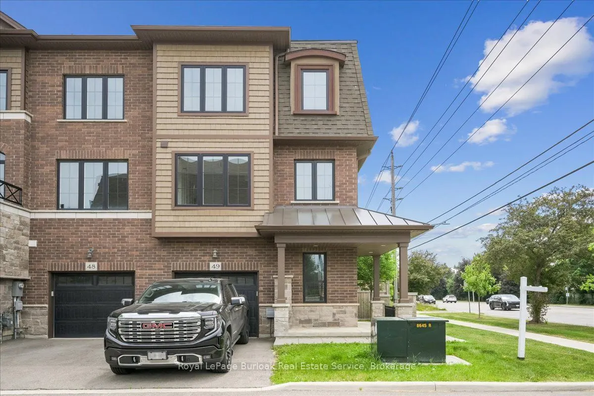 445 Ontario Street S, #49