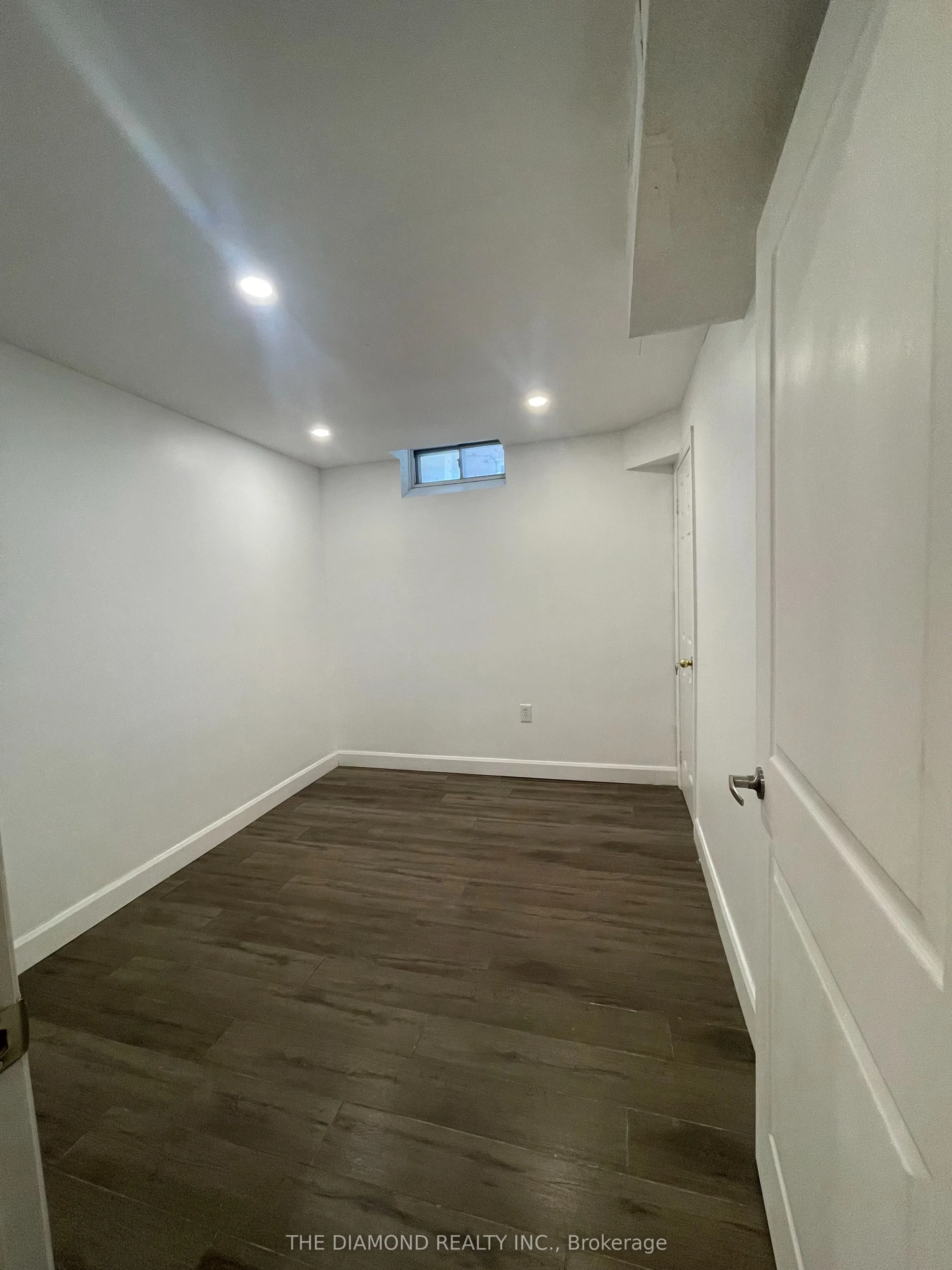 1032 Blueheron Boulevard, #Basement