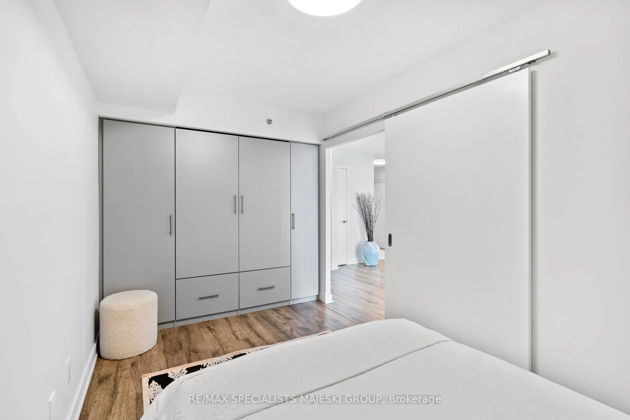 11 Superior Avenue, #706