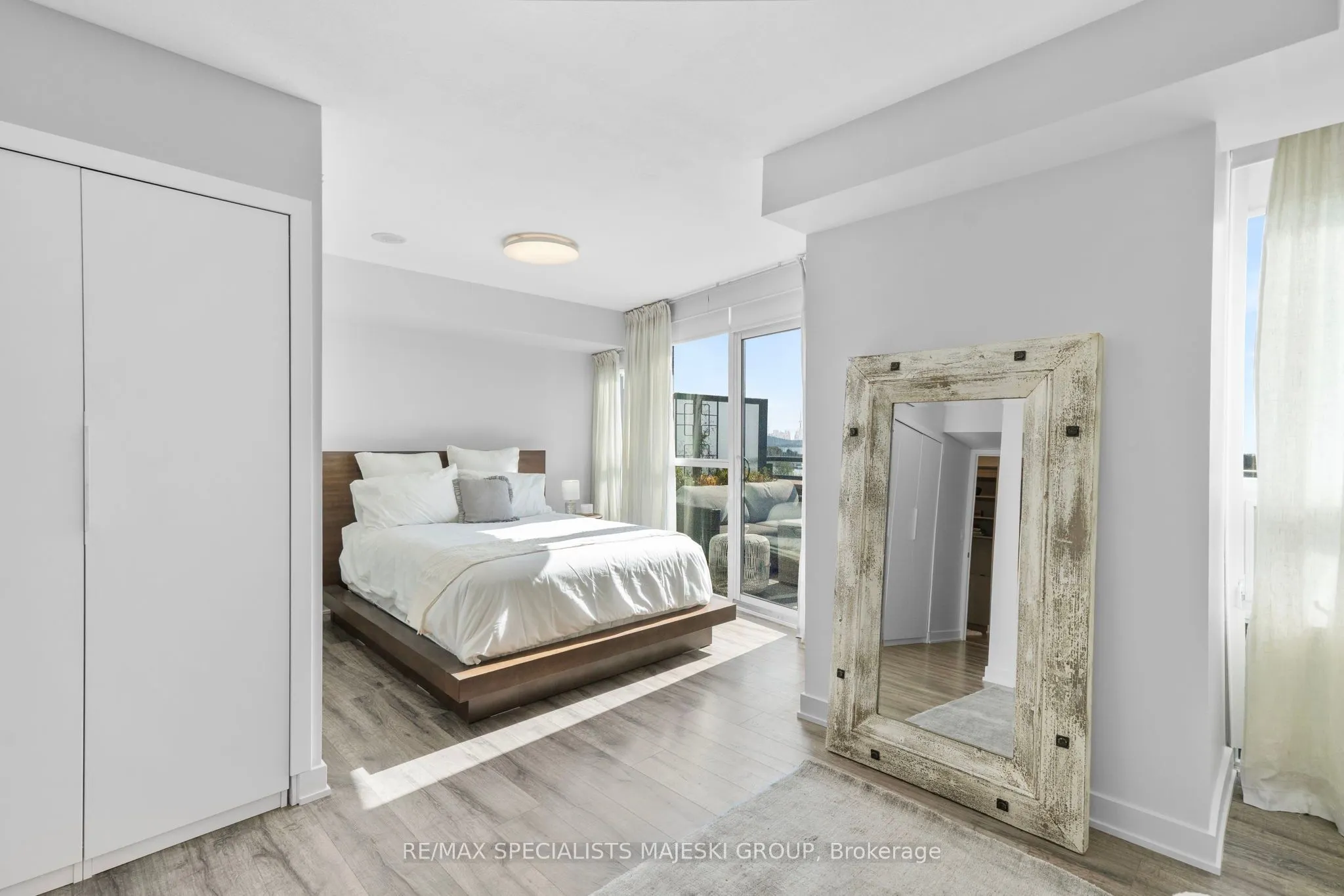 11 Superior Avenue, #706