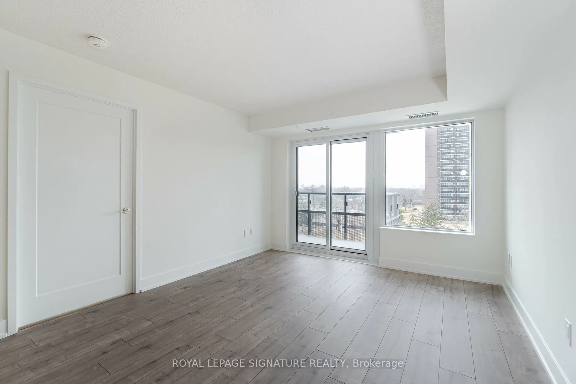 10 Eva Road, #403