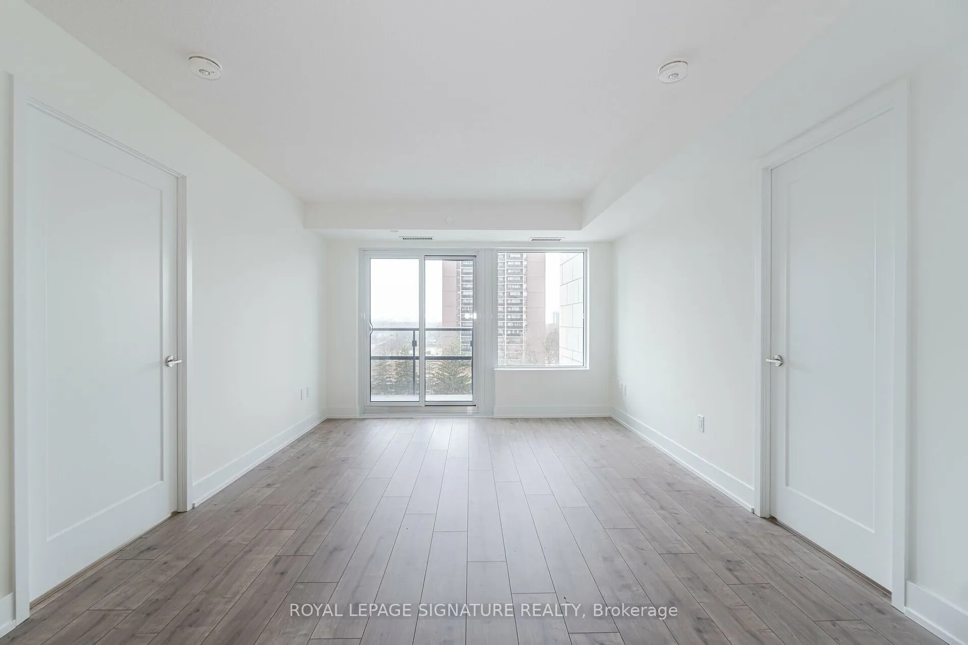 10 Eva Road, #403