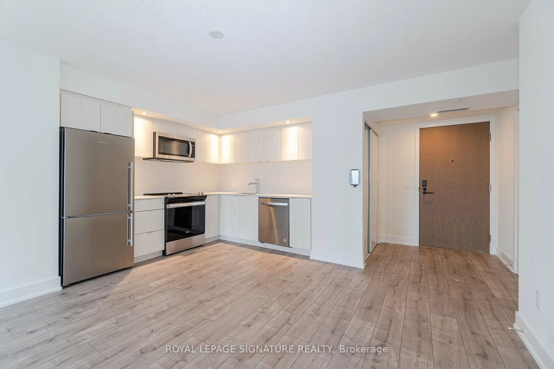 10 Eva Road, #403