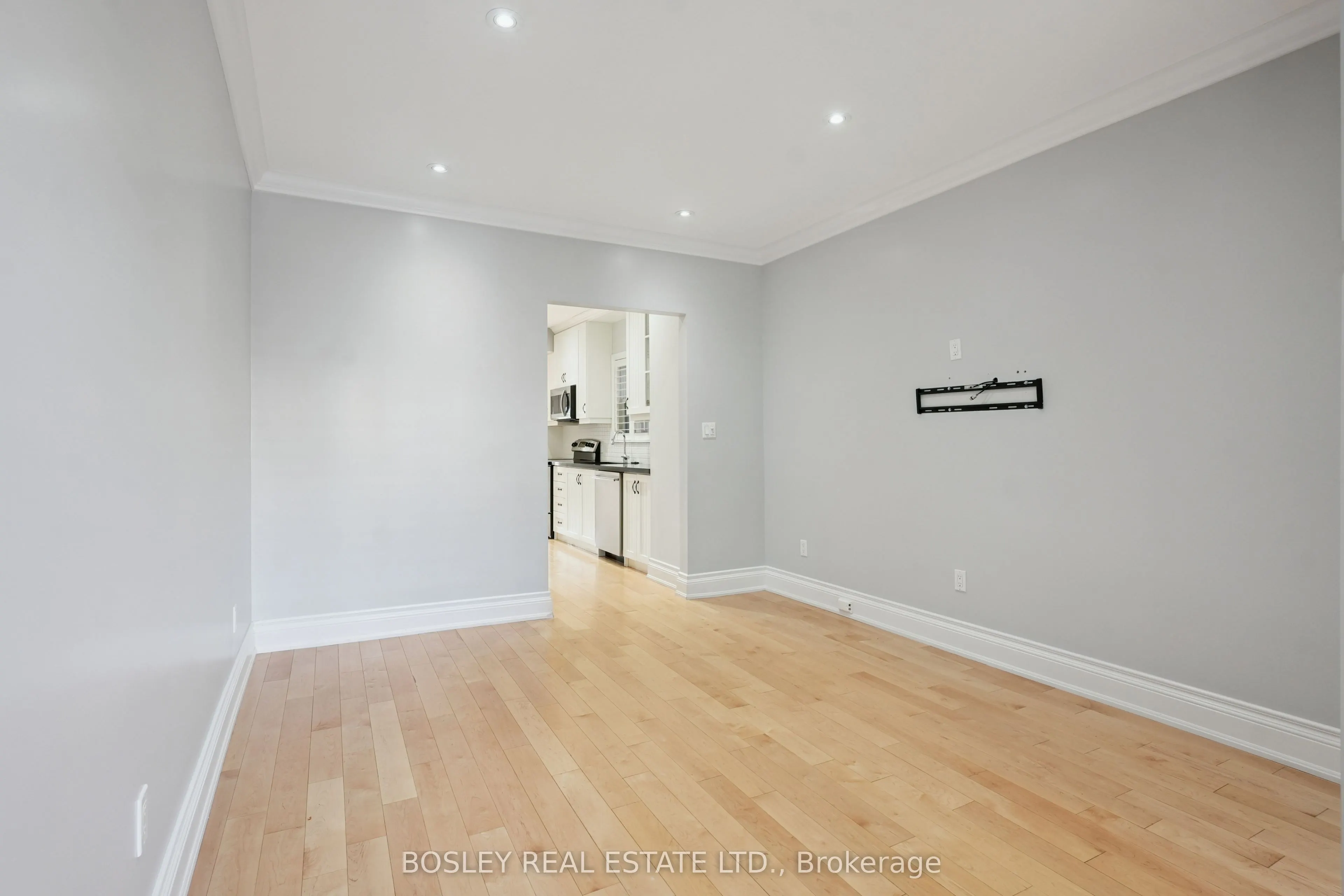 12 Priscilla Avenue