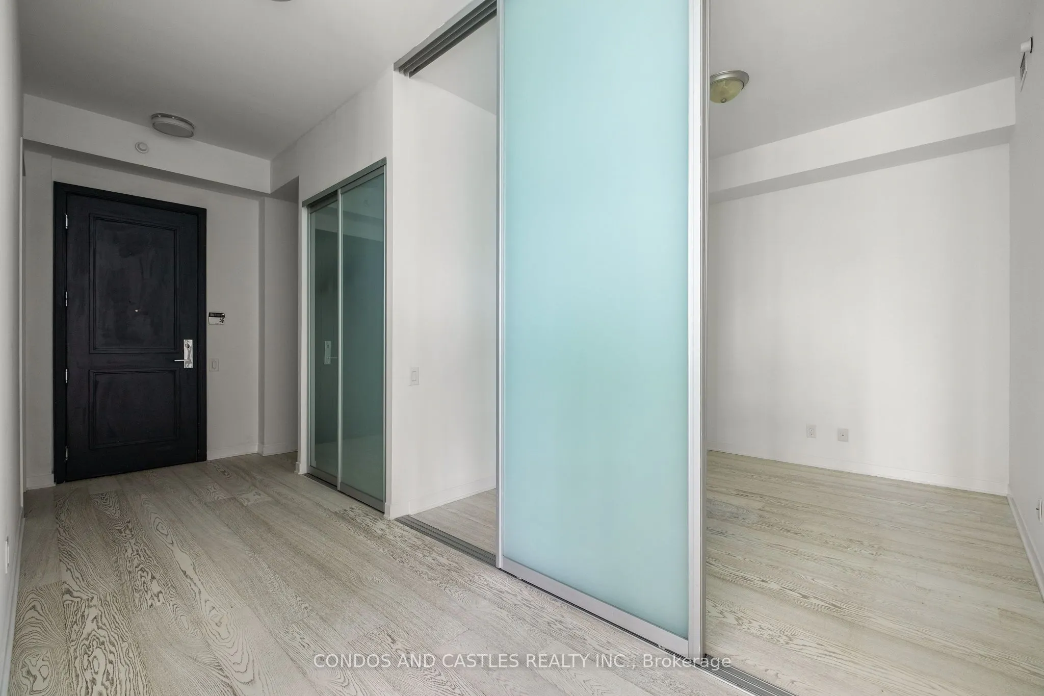 90 Park Lawn Road, #2905