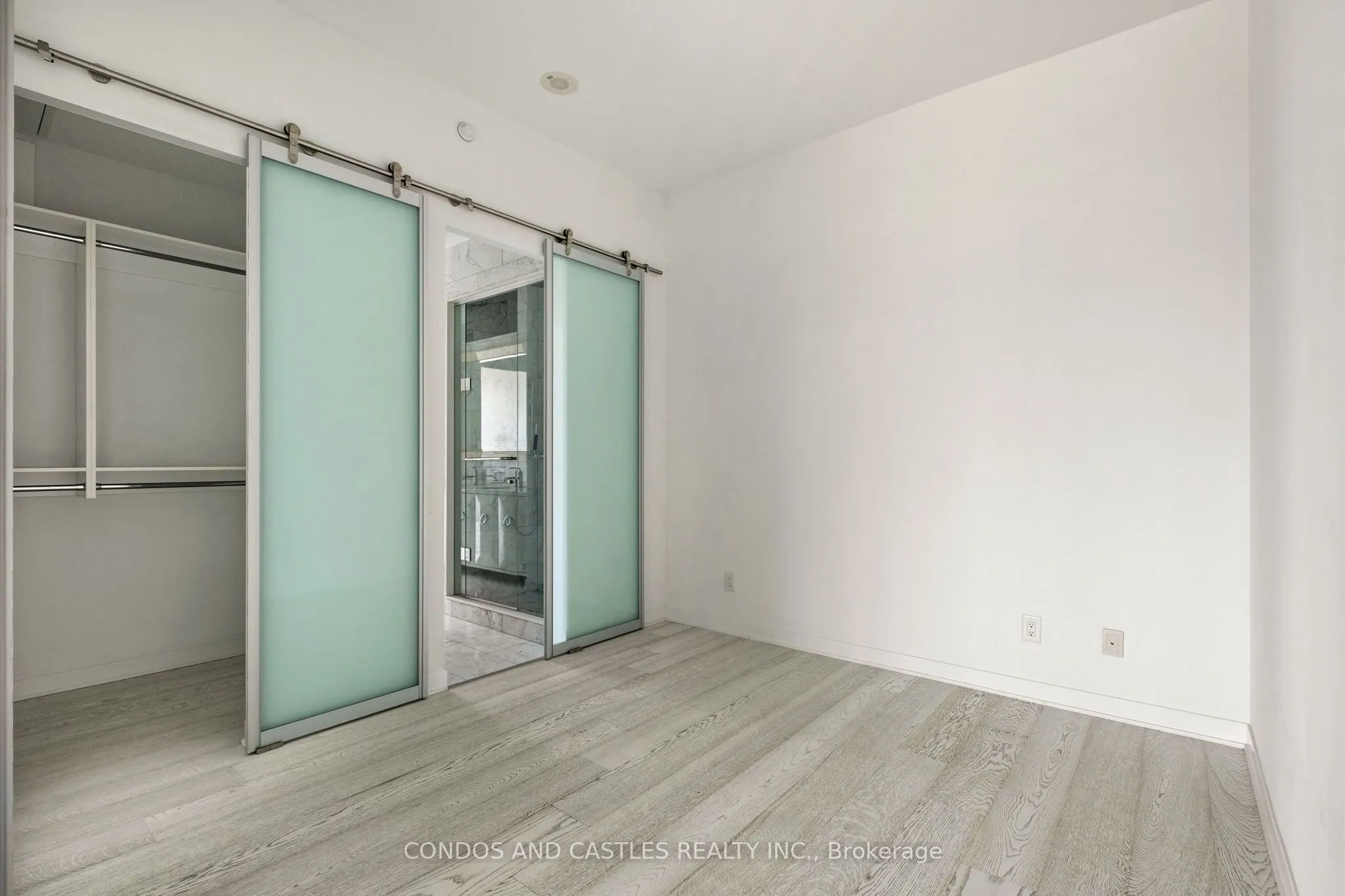 90 Park Lawn Road, #2905