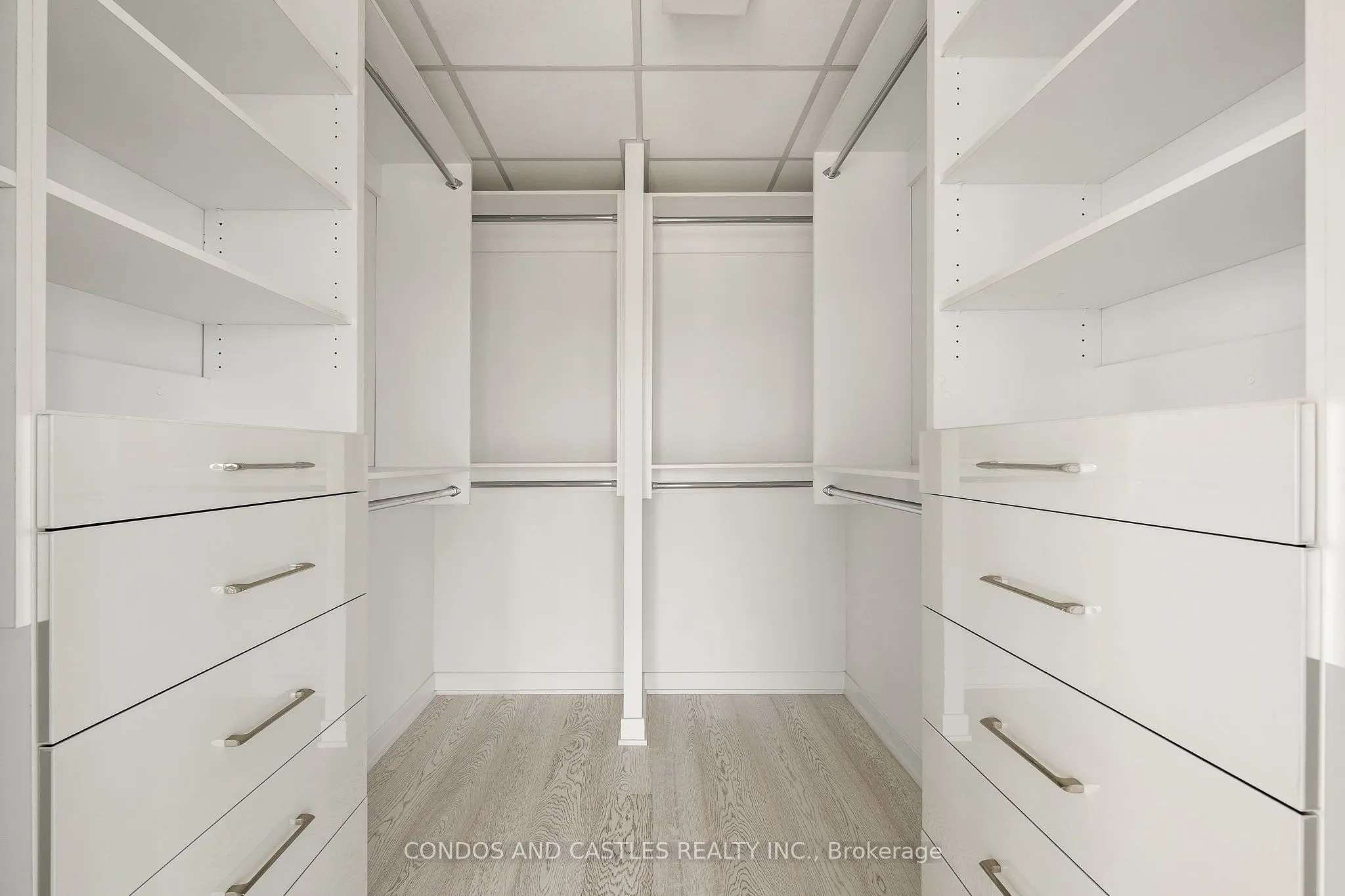 90 Park Lawn Road, #2905