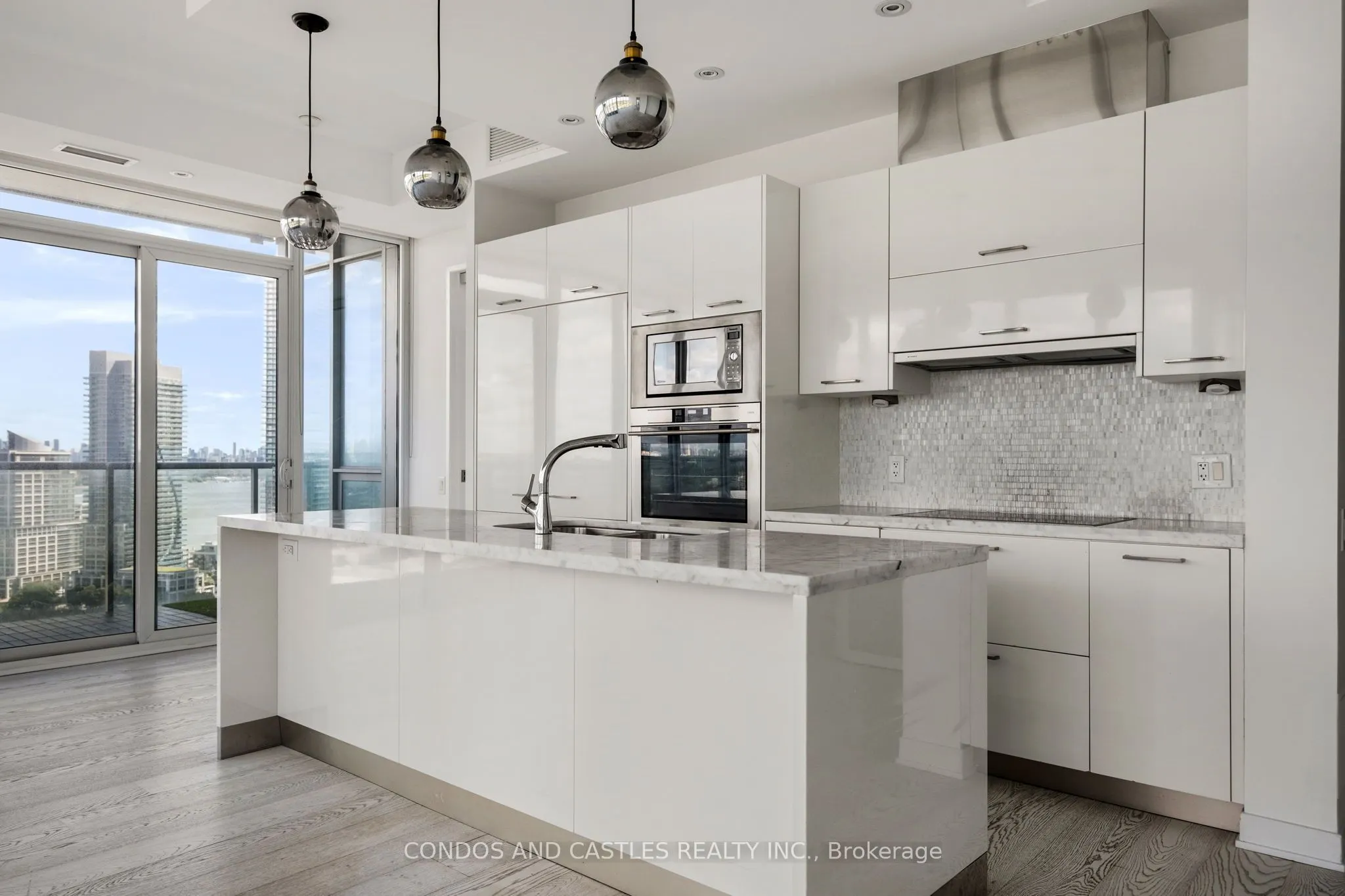 90 Park Lawn Road, #2905