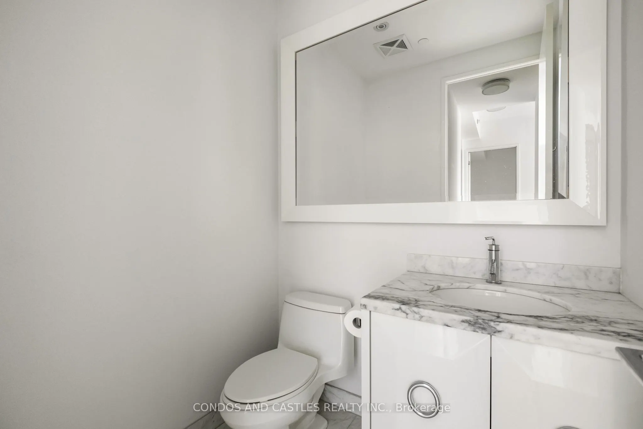 90 Park Lawn Road, #2905