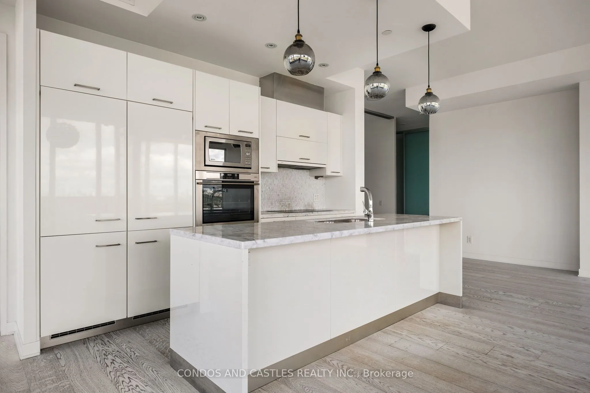 90 Park Lawn Road, #2905