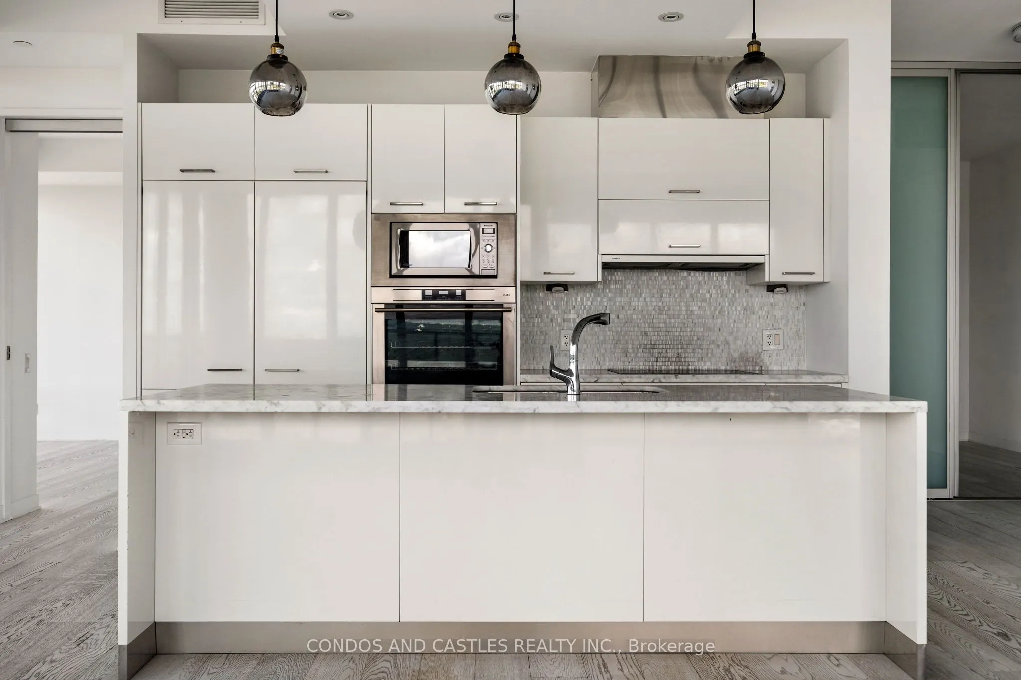 90 Park Lawn Road, #2905