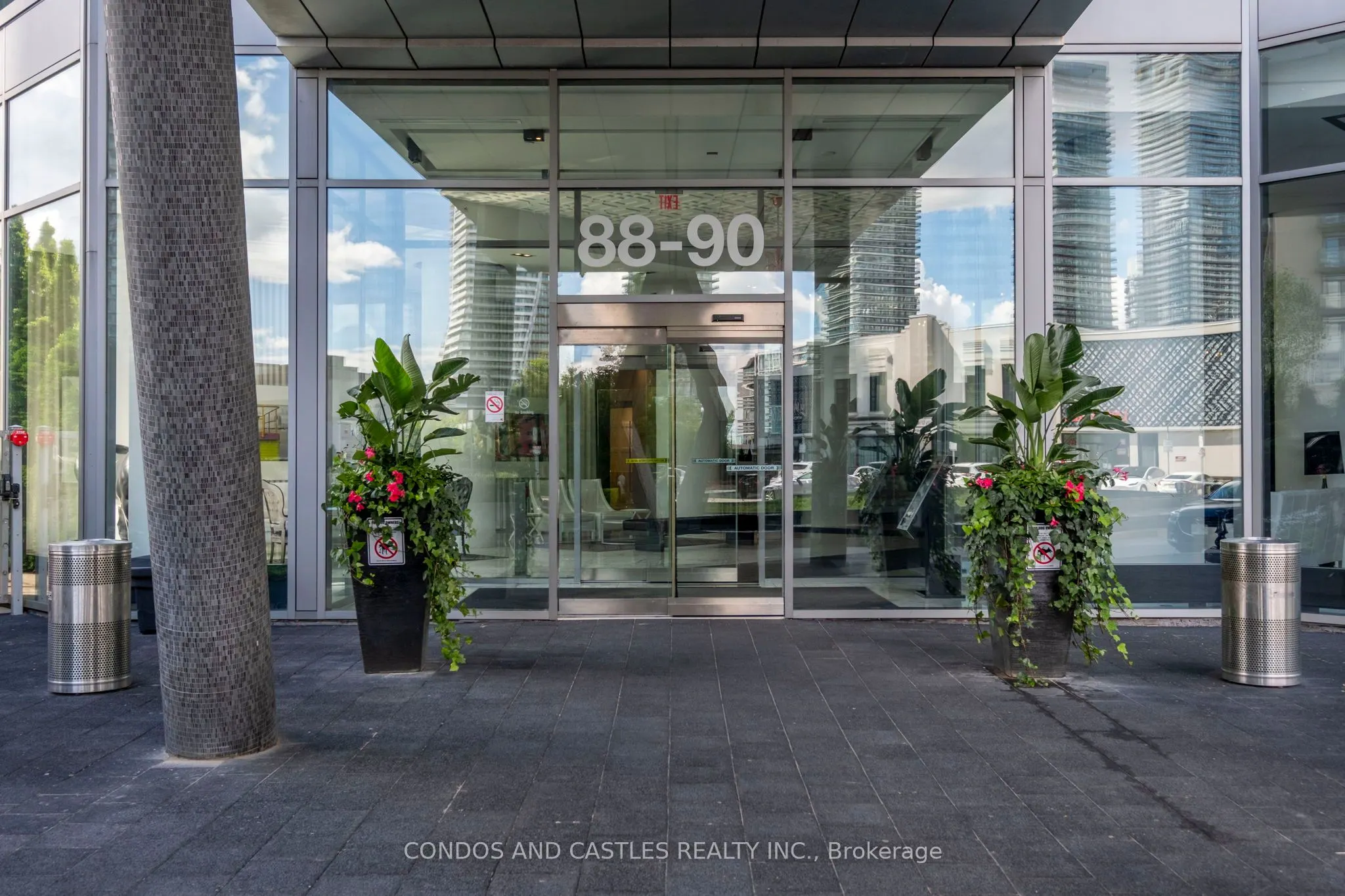 90 Park Lawn Road, #2905