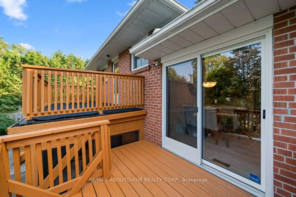 1605 Venetia Drive