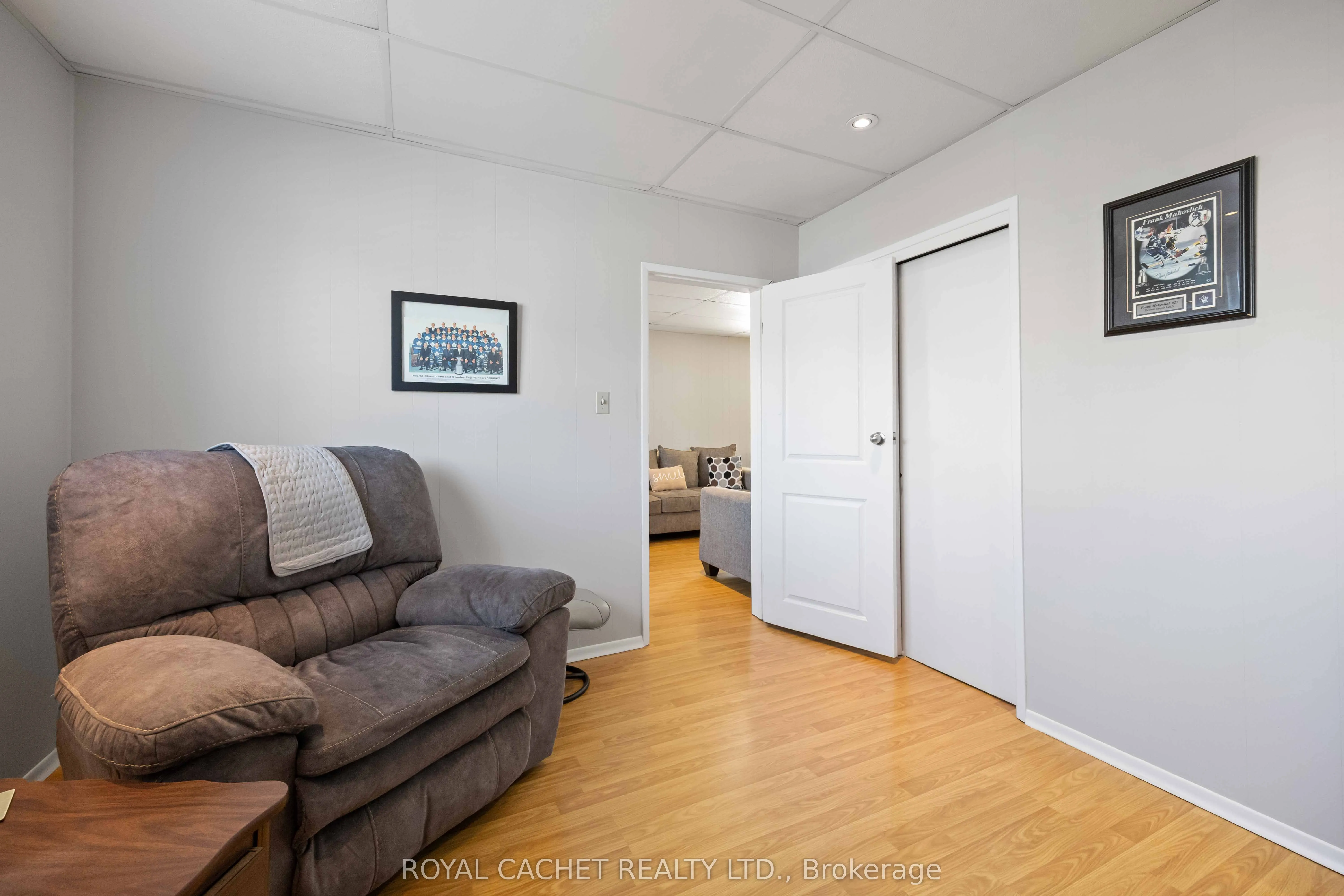 7 Albright Avenue