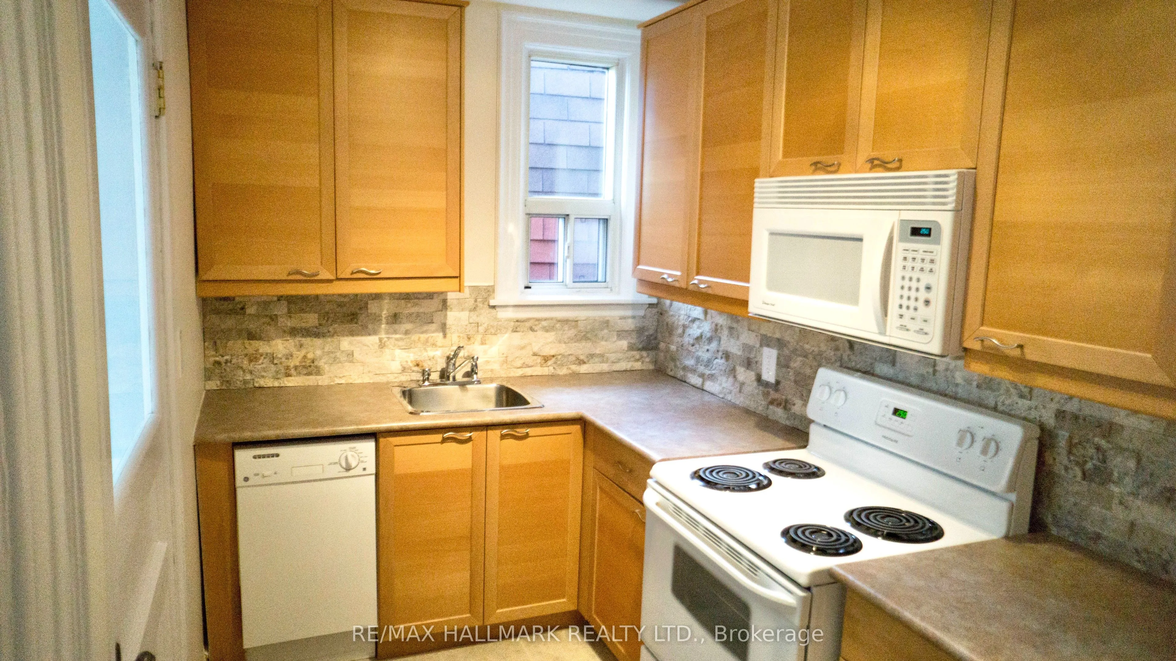 279 Pacific Avenue, #Main