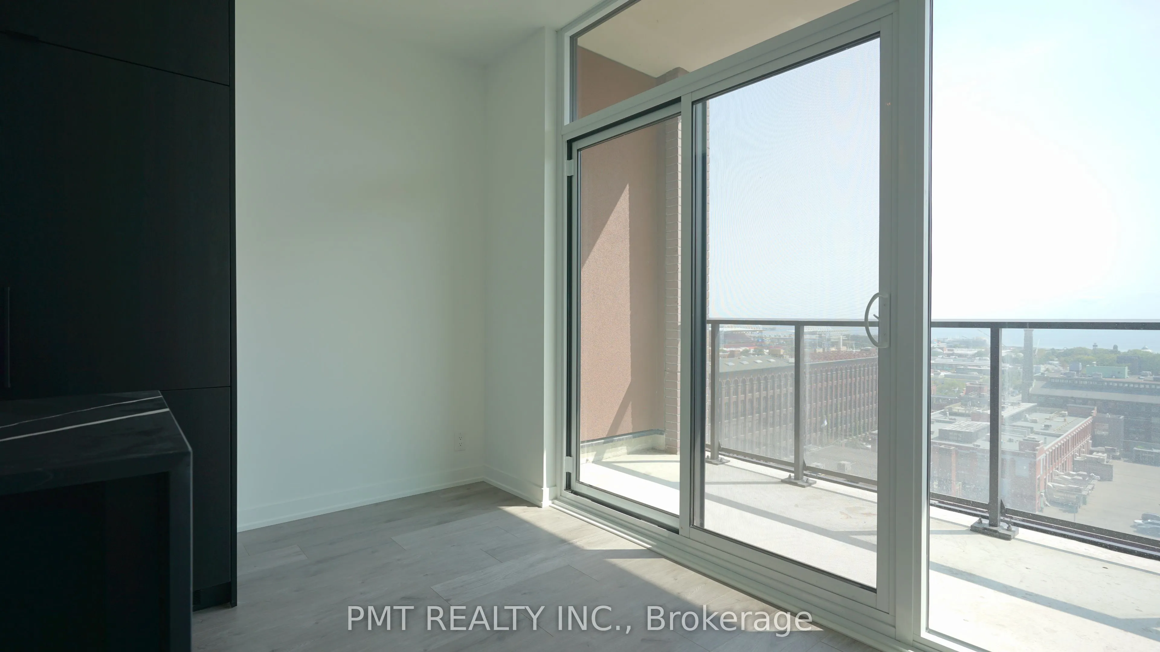 285 Dufferin Street, #1117