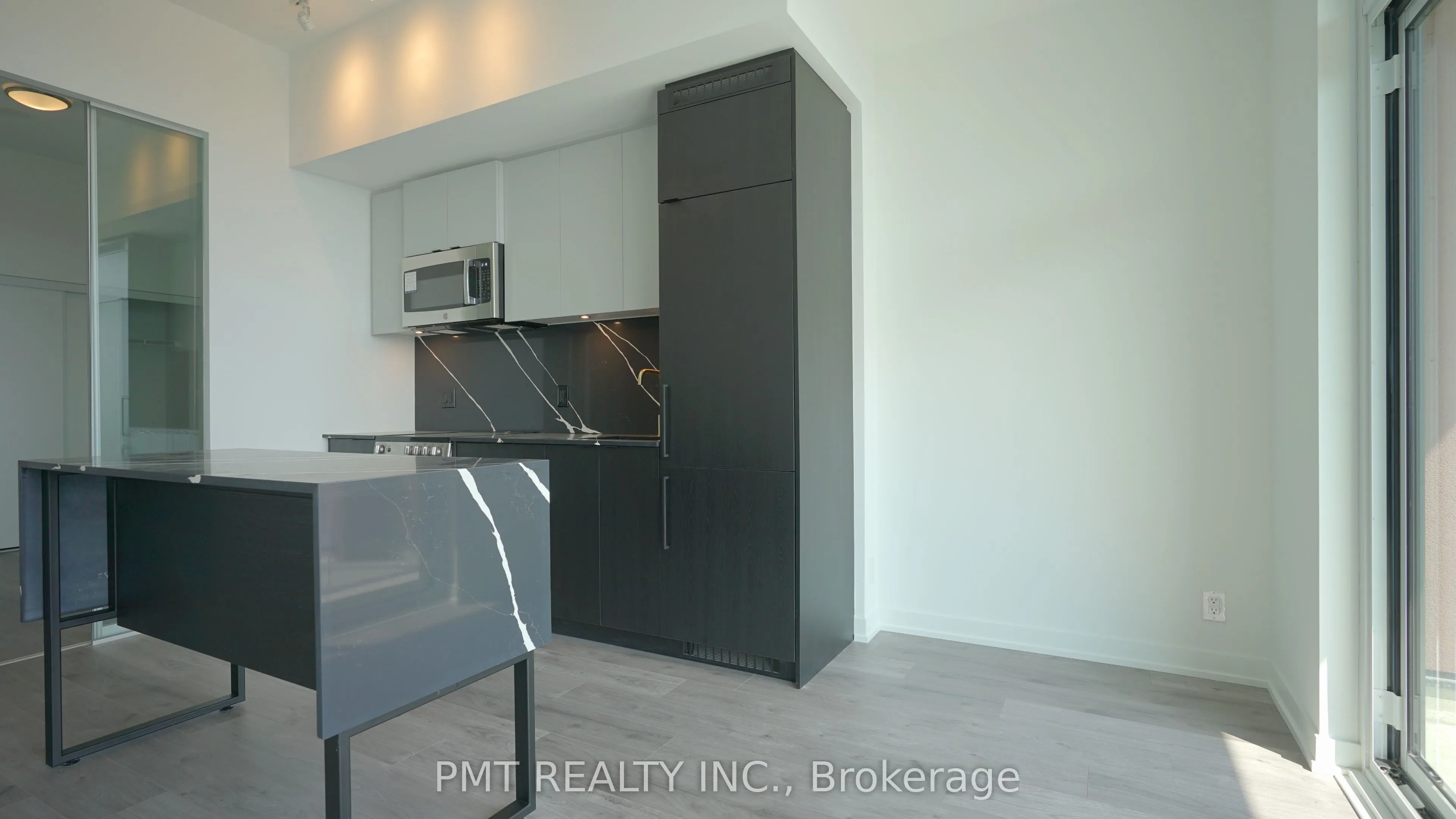 285 Dufferin Street, #1117