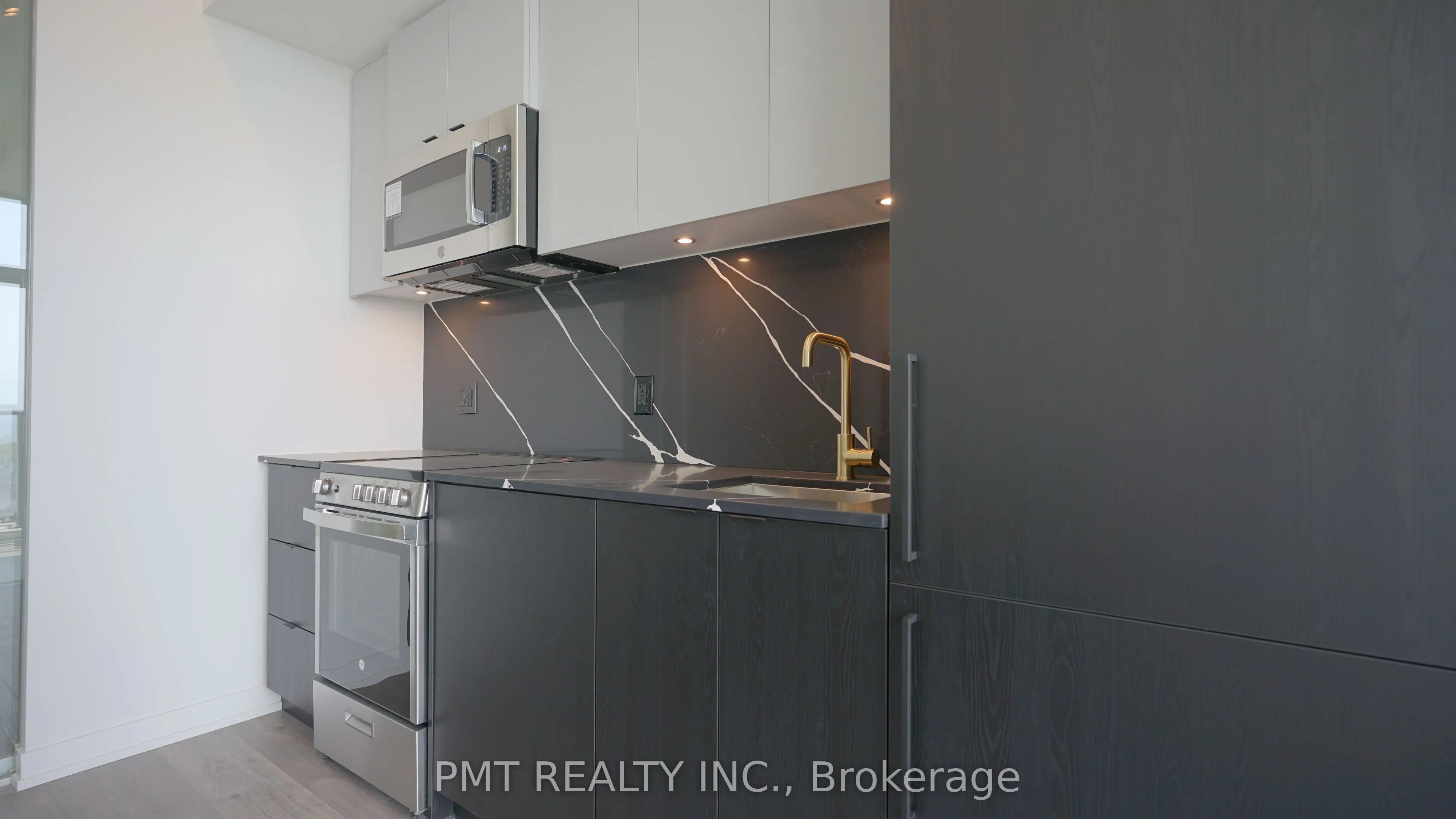 285 Dufferin Street, #1117