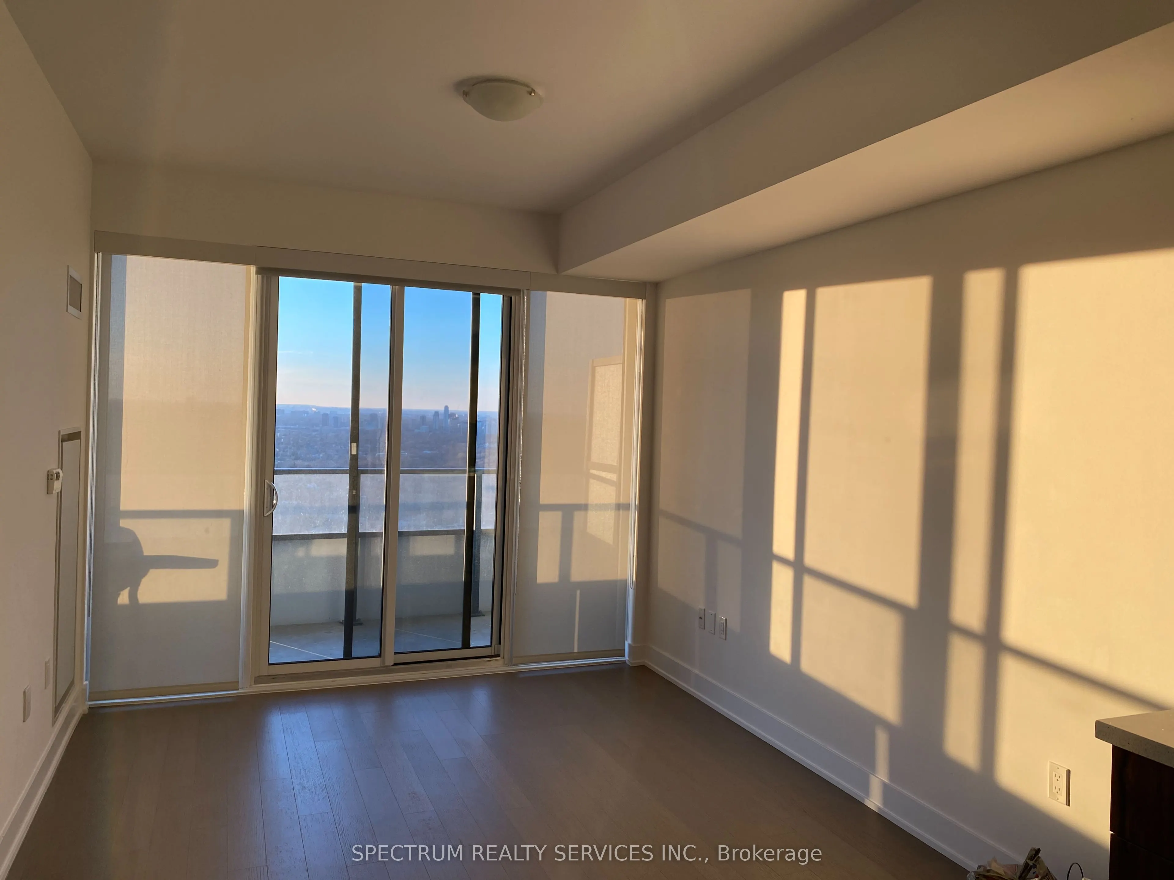 30 Shore Breeze Drive, #4819