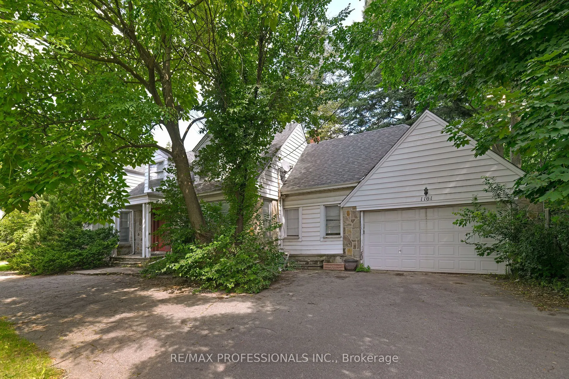 1161 Royal York Road