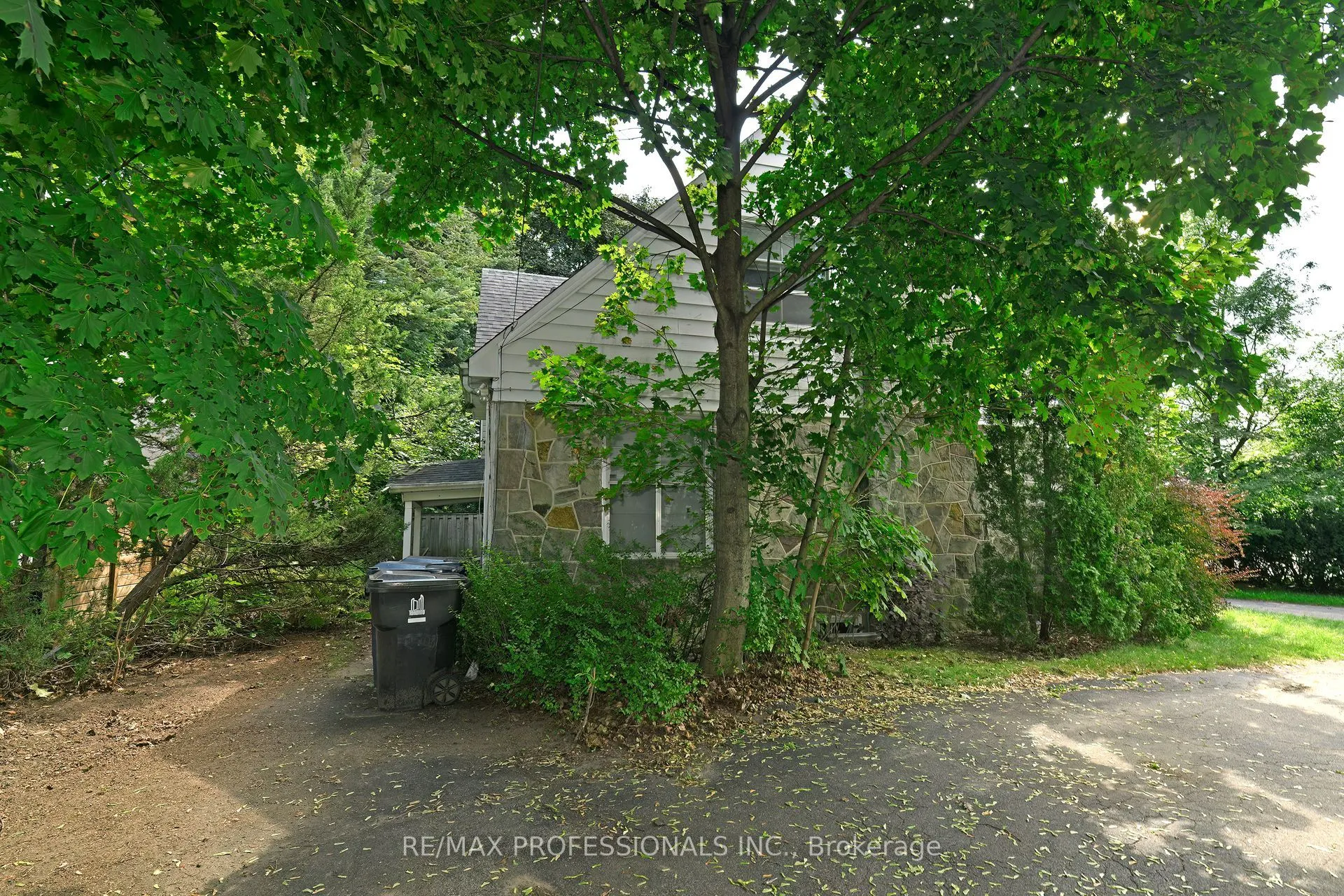 1161 Royal York Road