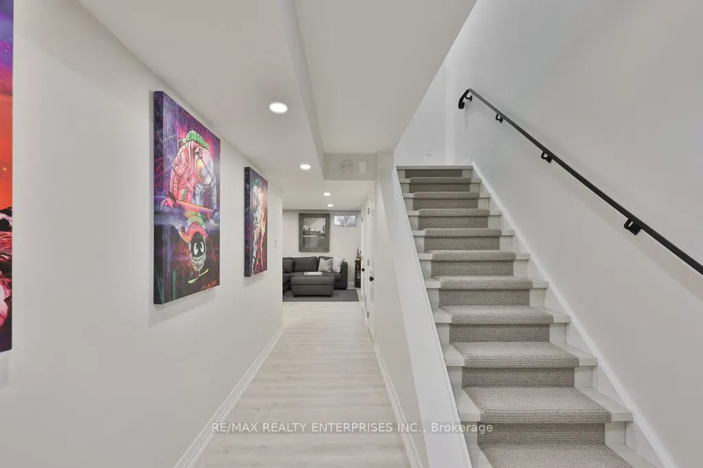 2120 Rathburn Road E, #164