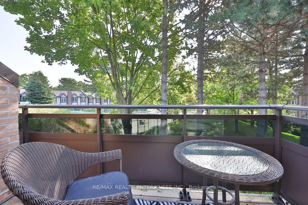 2120 Rathburn Road E, #164
