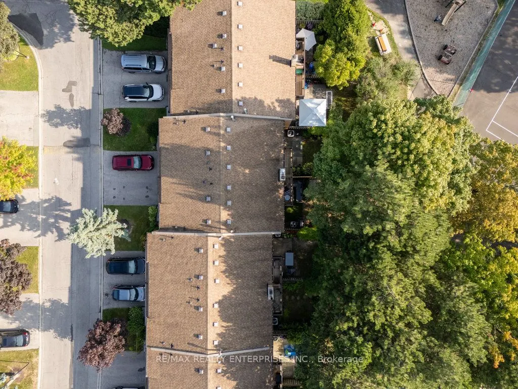 2120 Rathburn Road E, #164