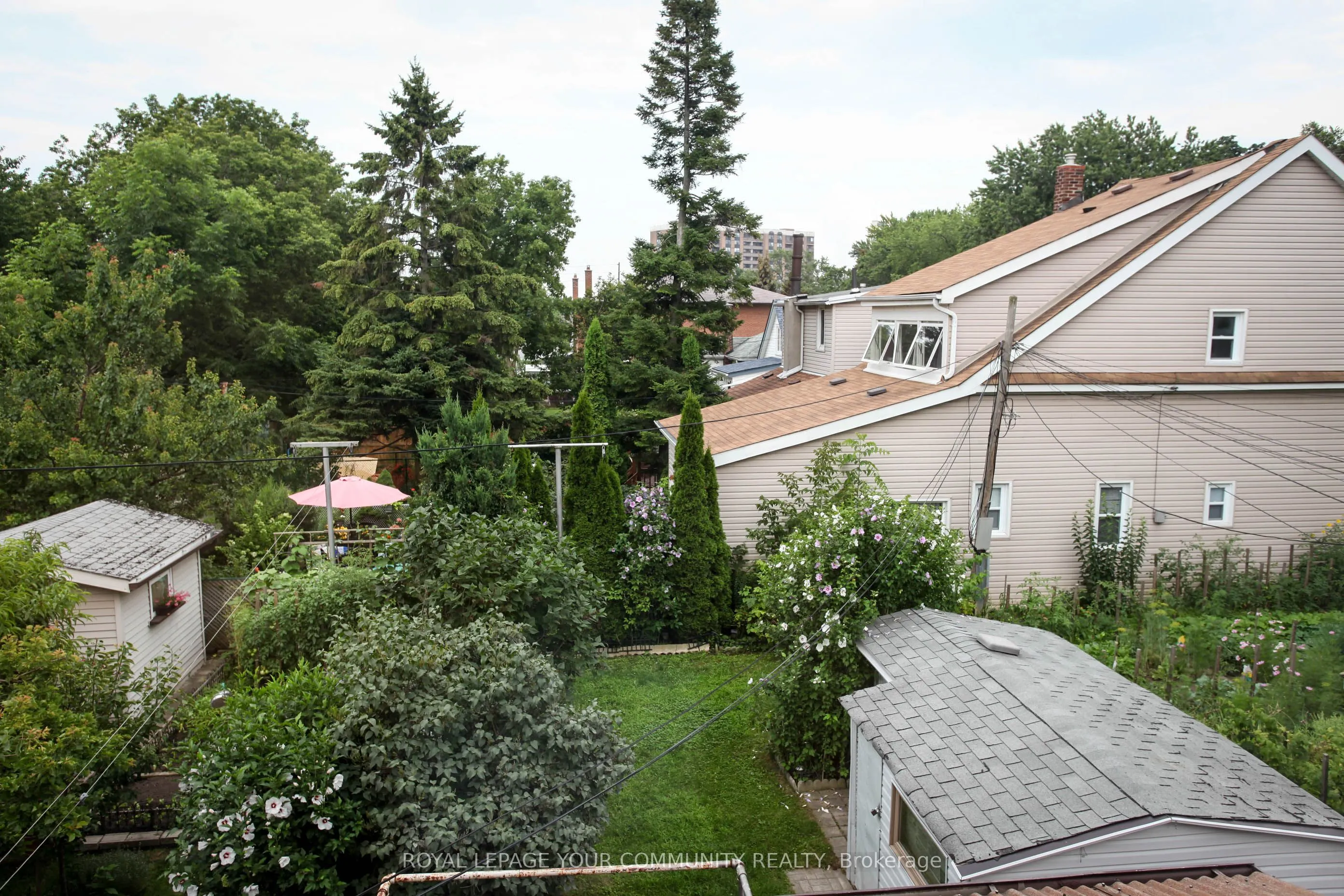 33A Alcan Avenue, #MAIN&UPPER