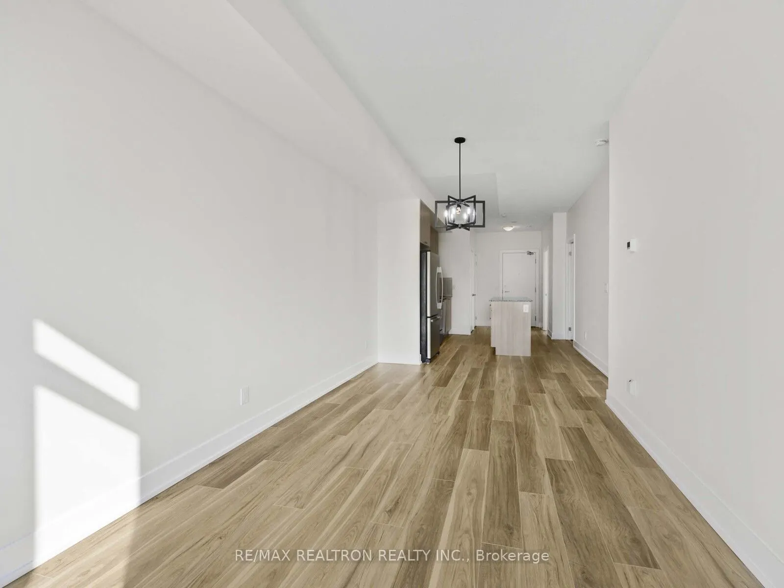 1638 Bloor Street W, #601