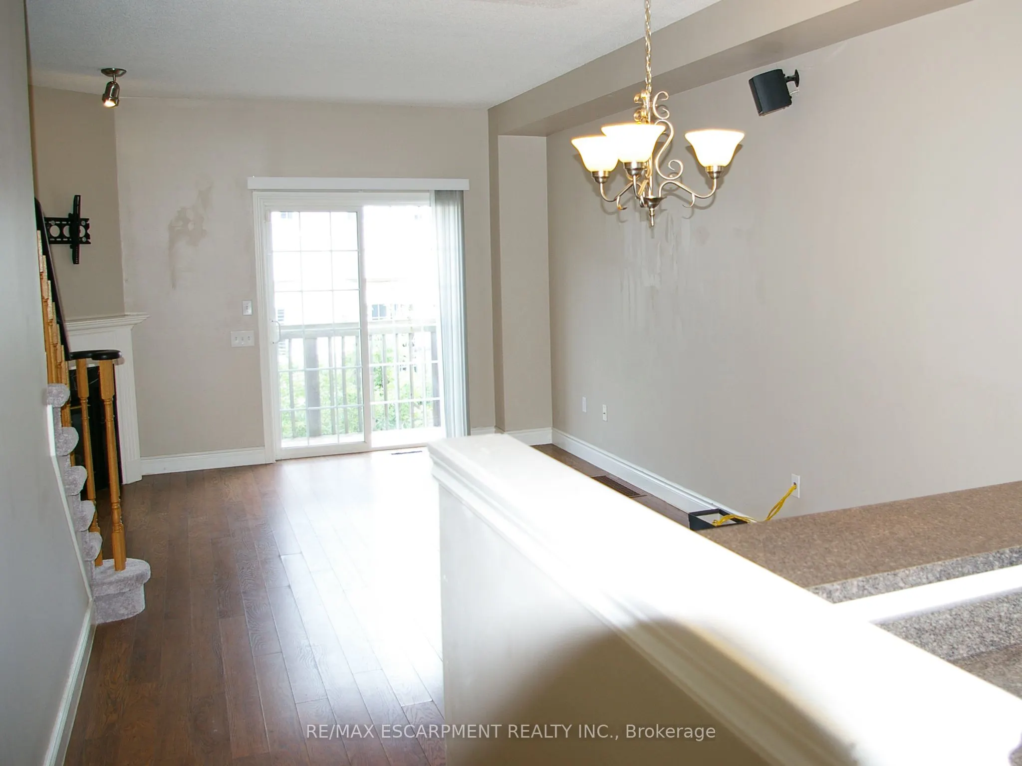 5080 Fairview Street, #6