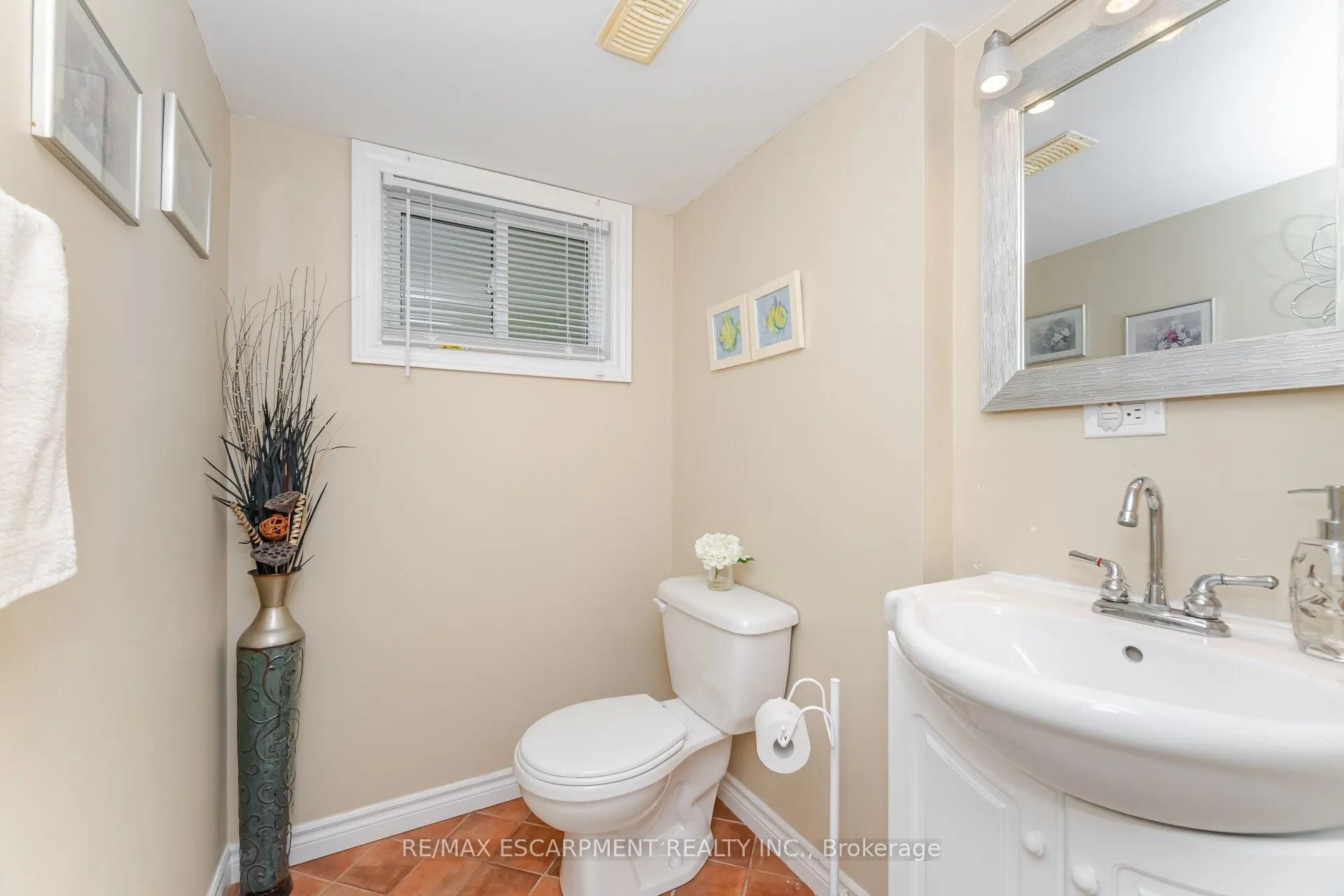 70 Cobblehill Road