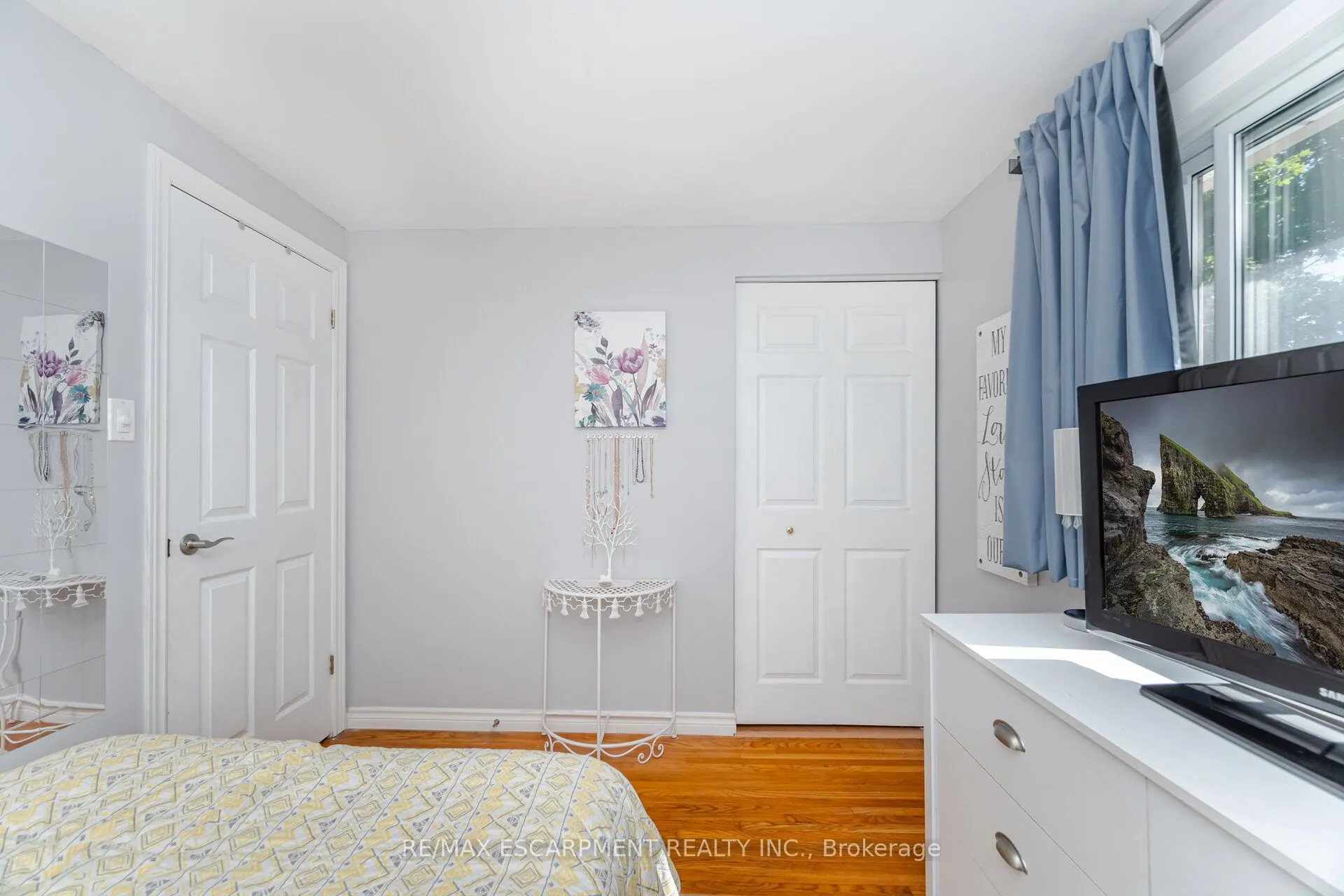 70 Cobblehill Road
