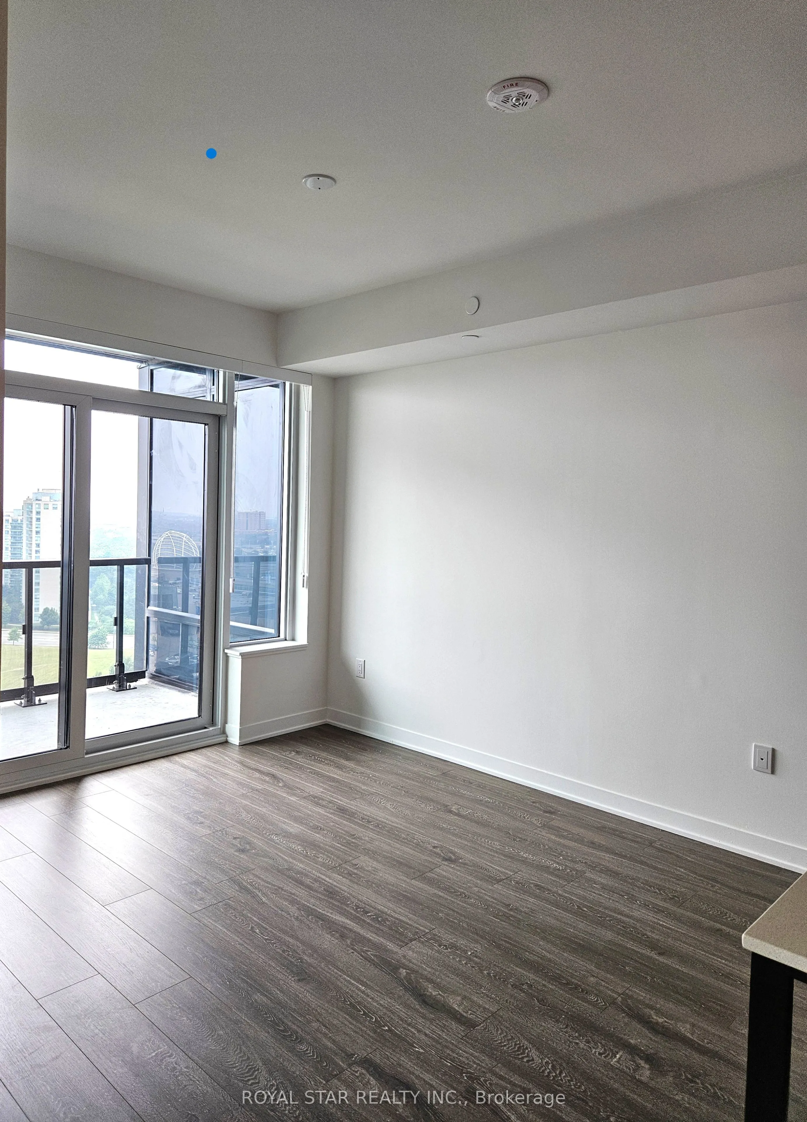 2495 Eglinton Avenue W, #1706