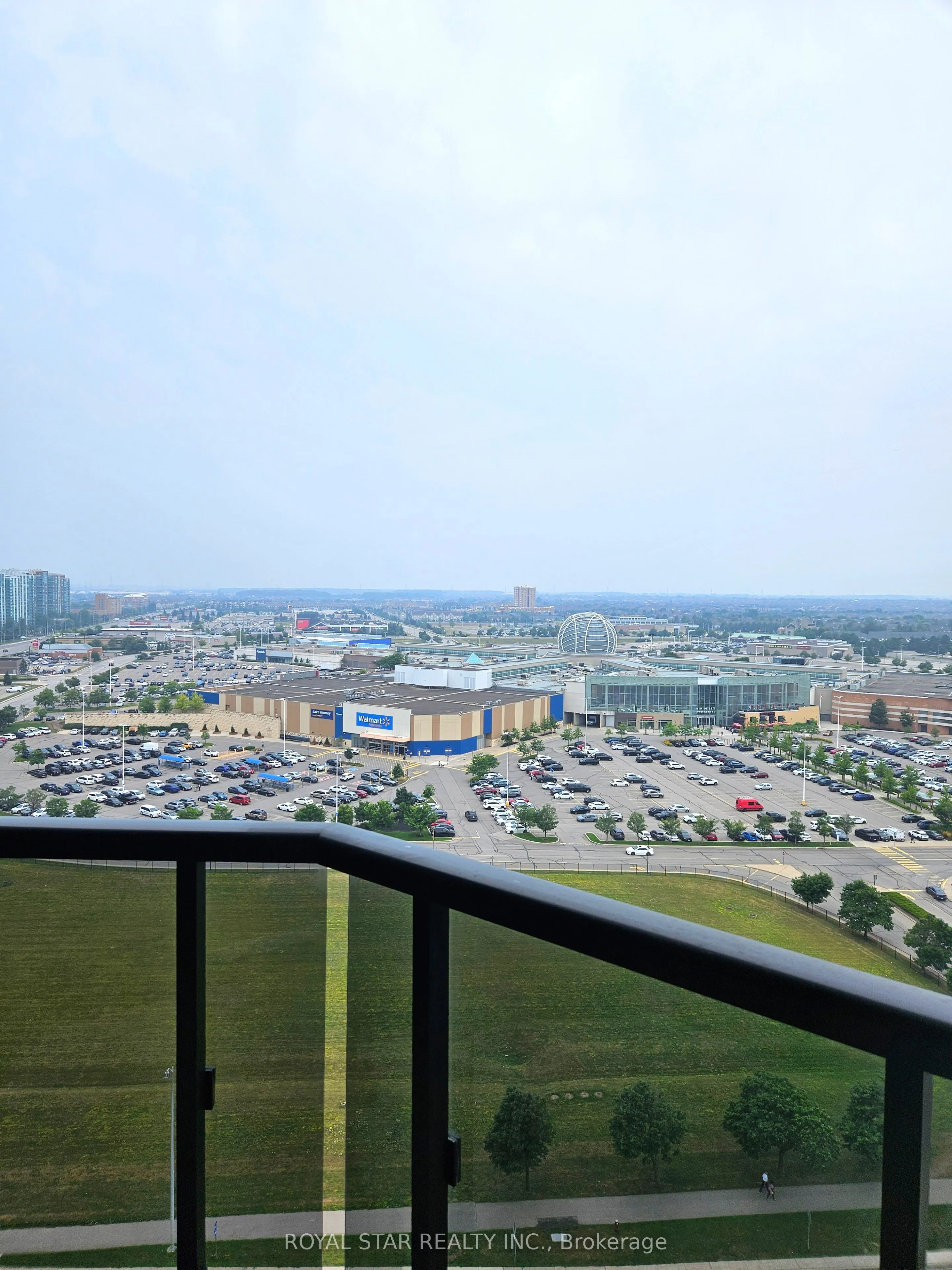 2495 Eglinton Avenue W, #1706