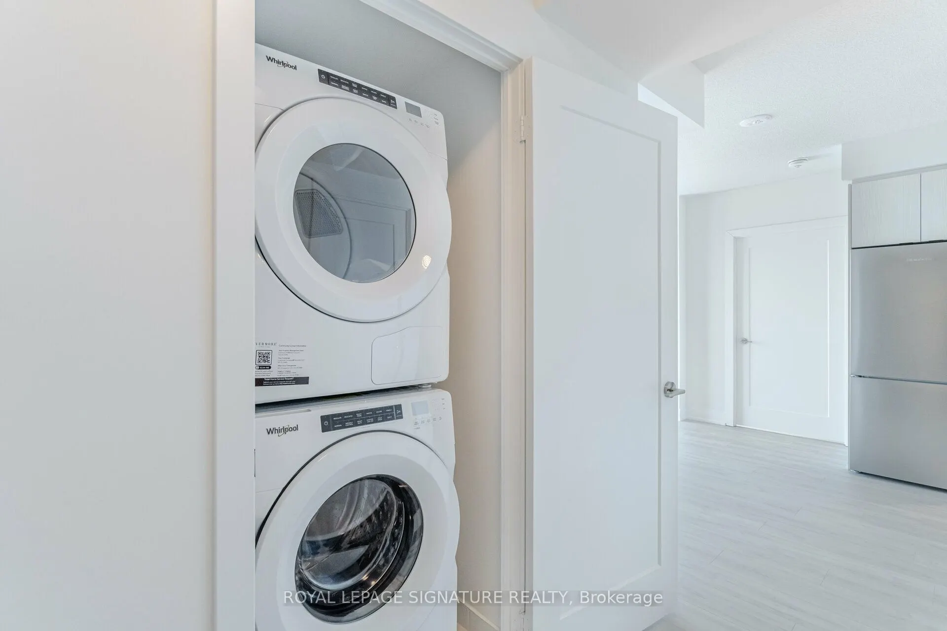 10 Eva Road, #2705